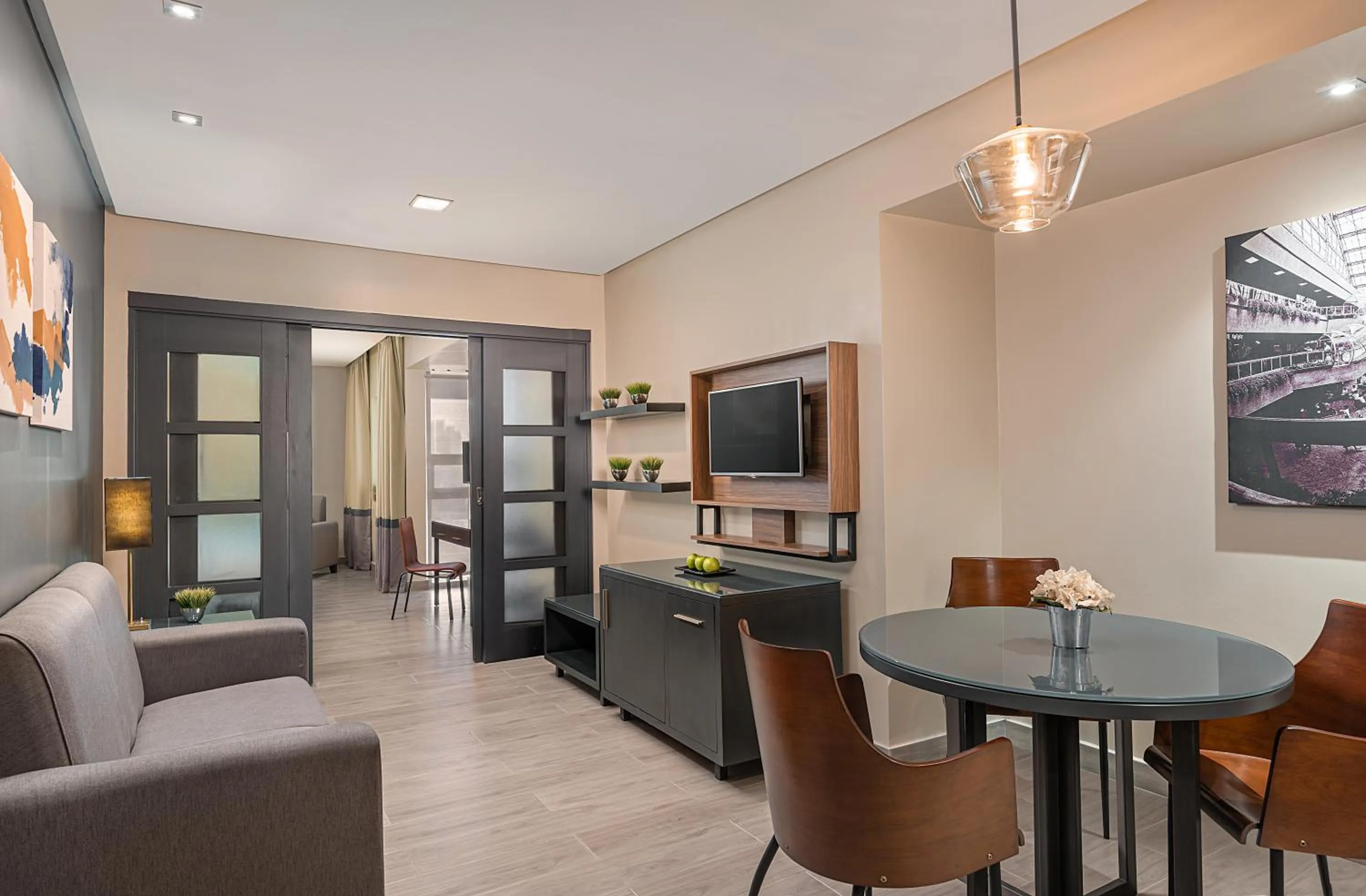 Photo of the whole room in Greenhills Elan Hotel Modern - Newly Renovated