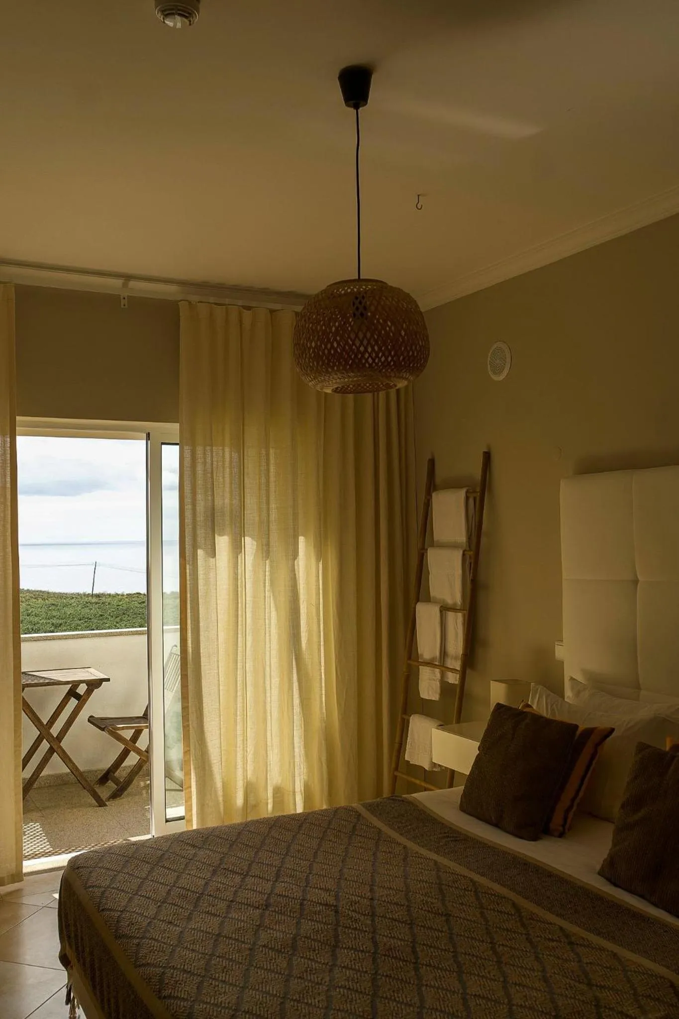 Bed in Arrifana Destination Suites