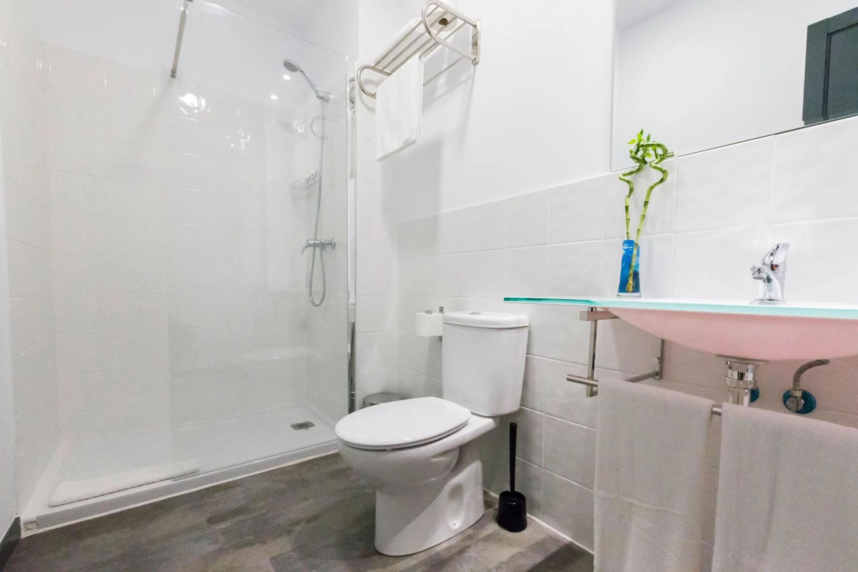 Bathroom in Bajondillo Beach Cozy Inns