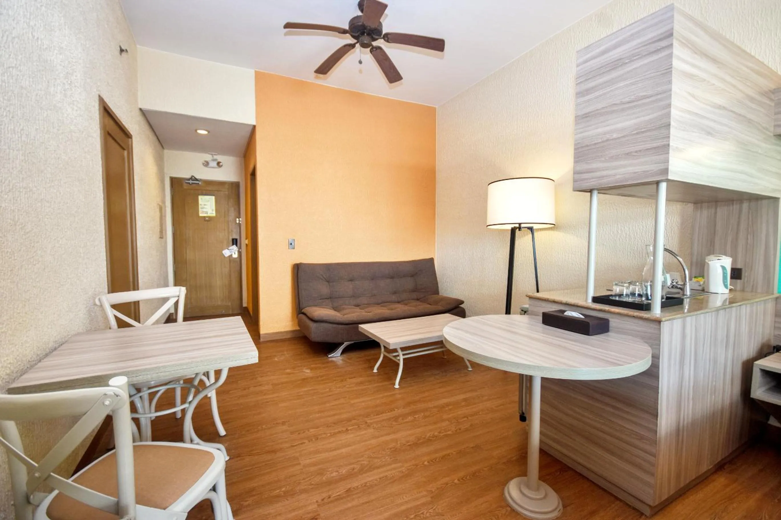 Microtel by Wyndham Boracay