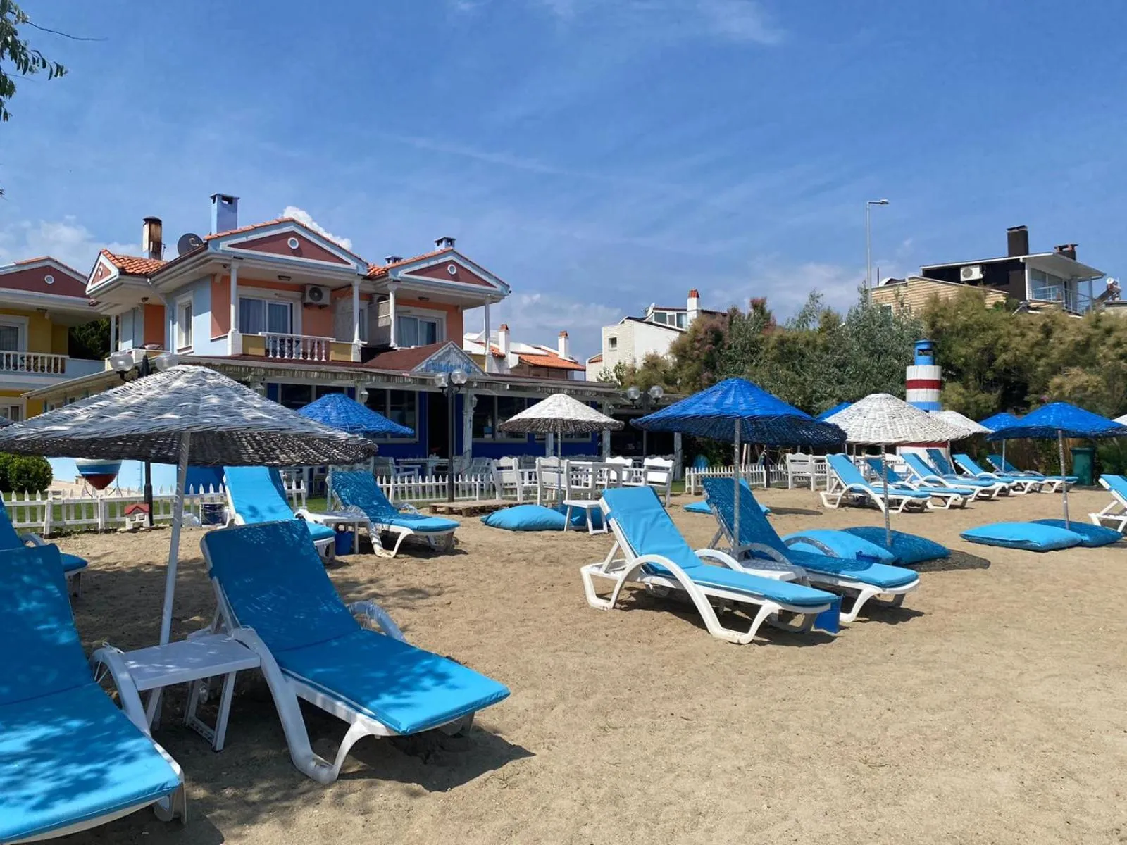 Property building in Cundavilla Hotel & Suites