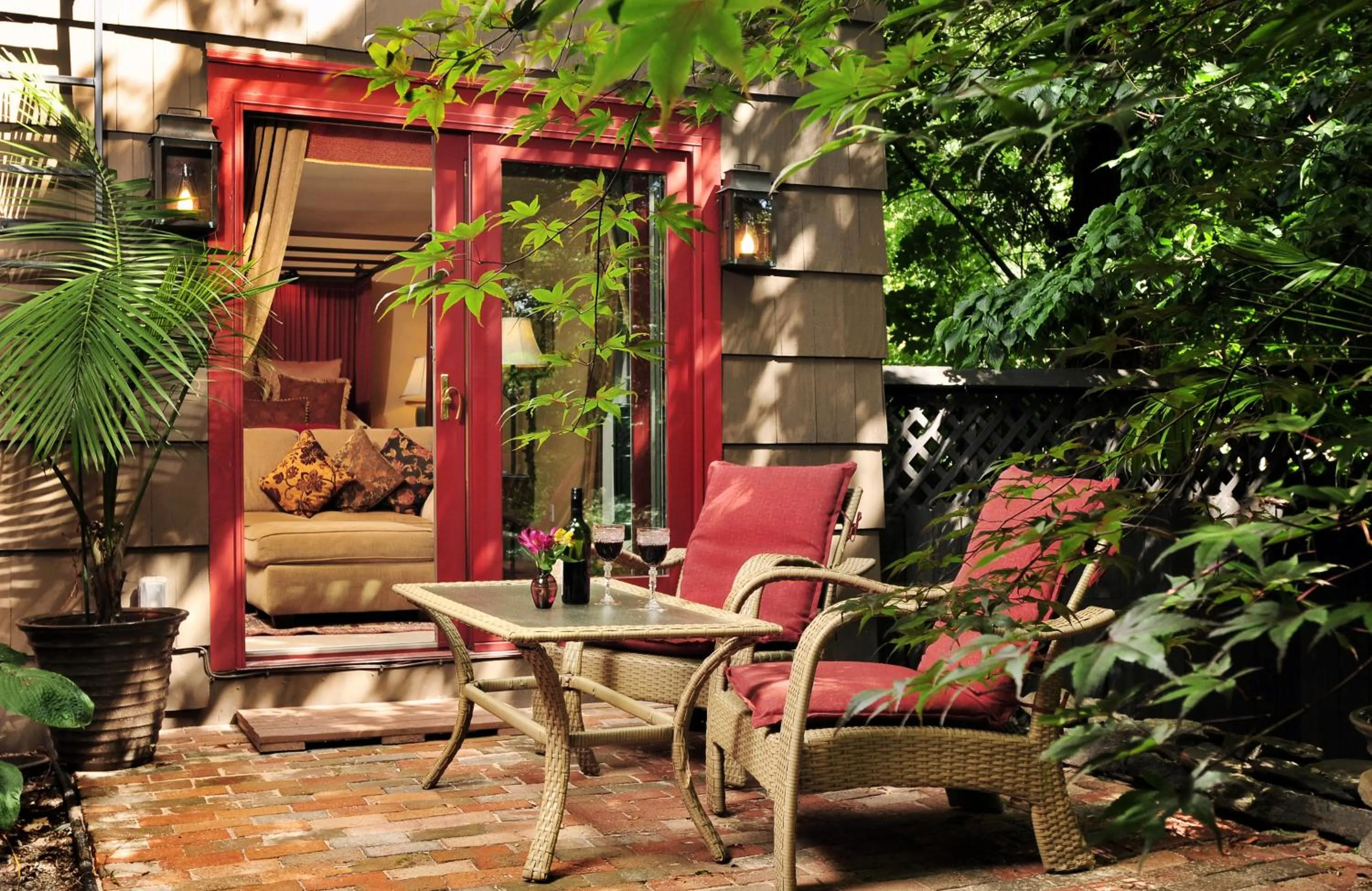 Balcony/Terrace in 1795 Acorn Inn Bed and Breakfast