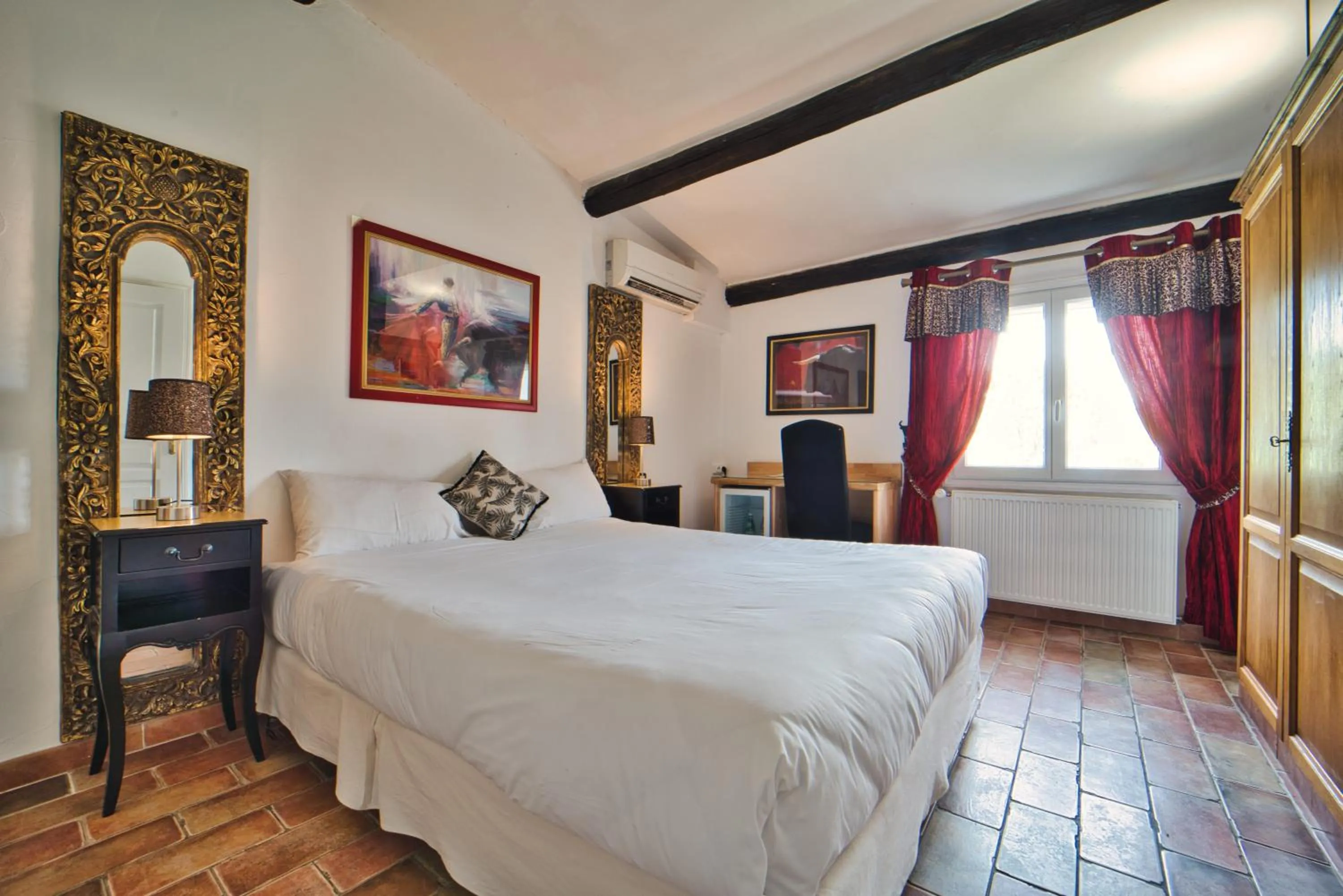 Bed in Mas De Calabrun