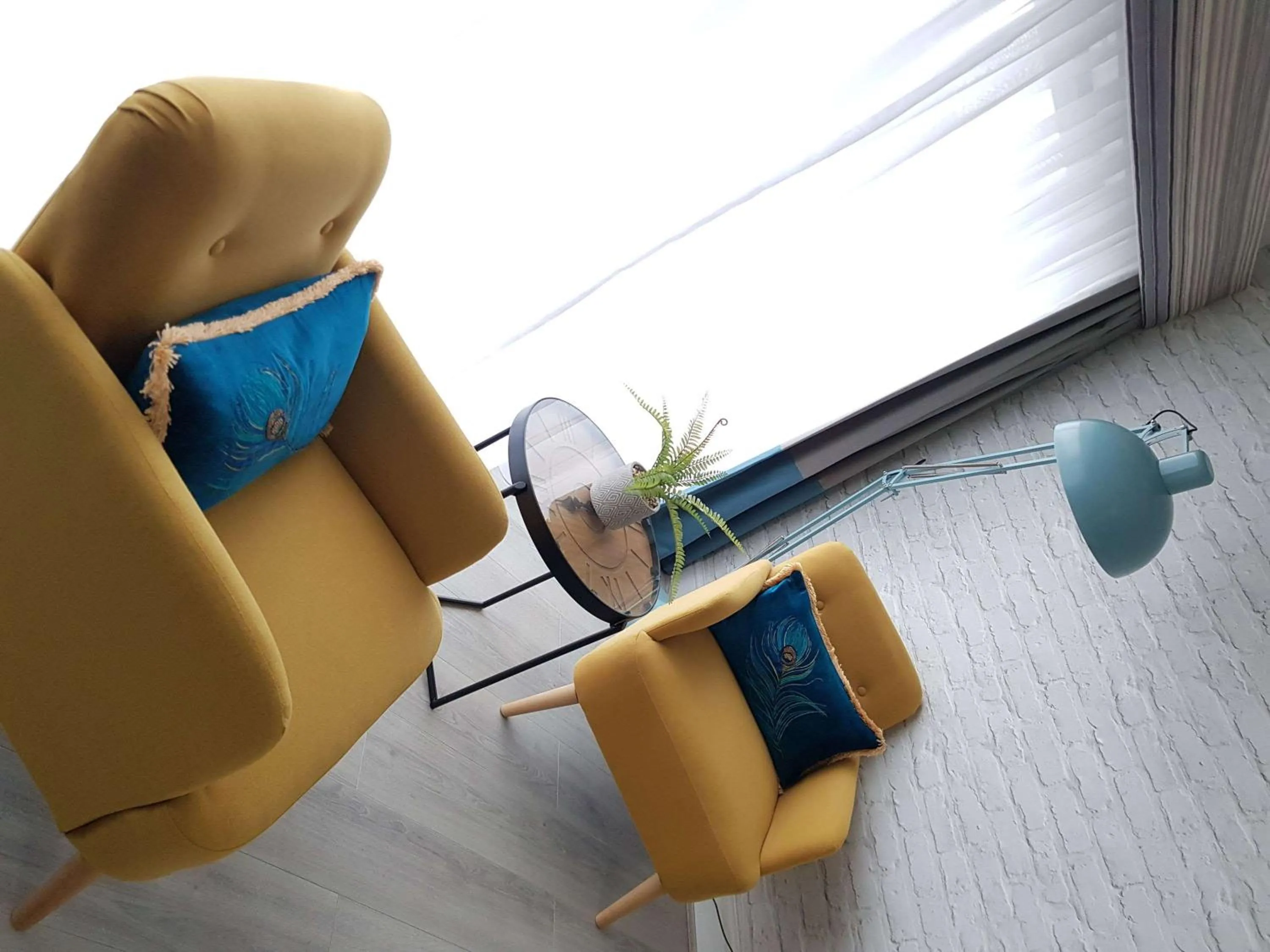 Photo of the whole room, Seating Area in ibis Styles Birmingham Oldbury