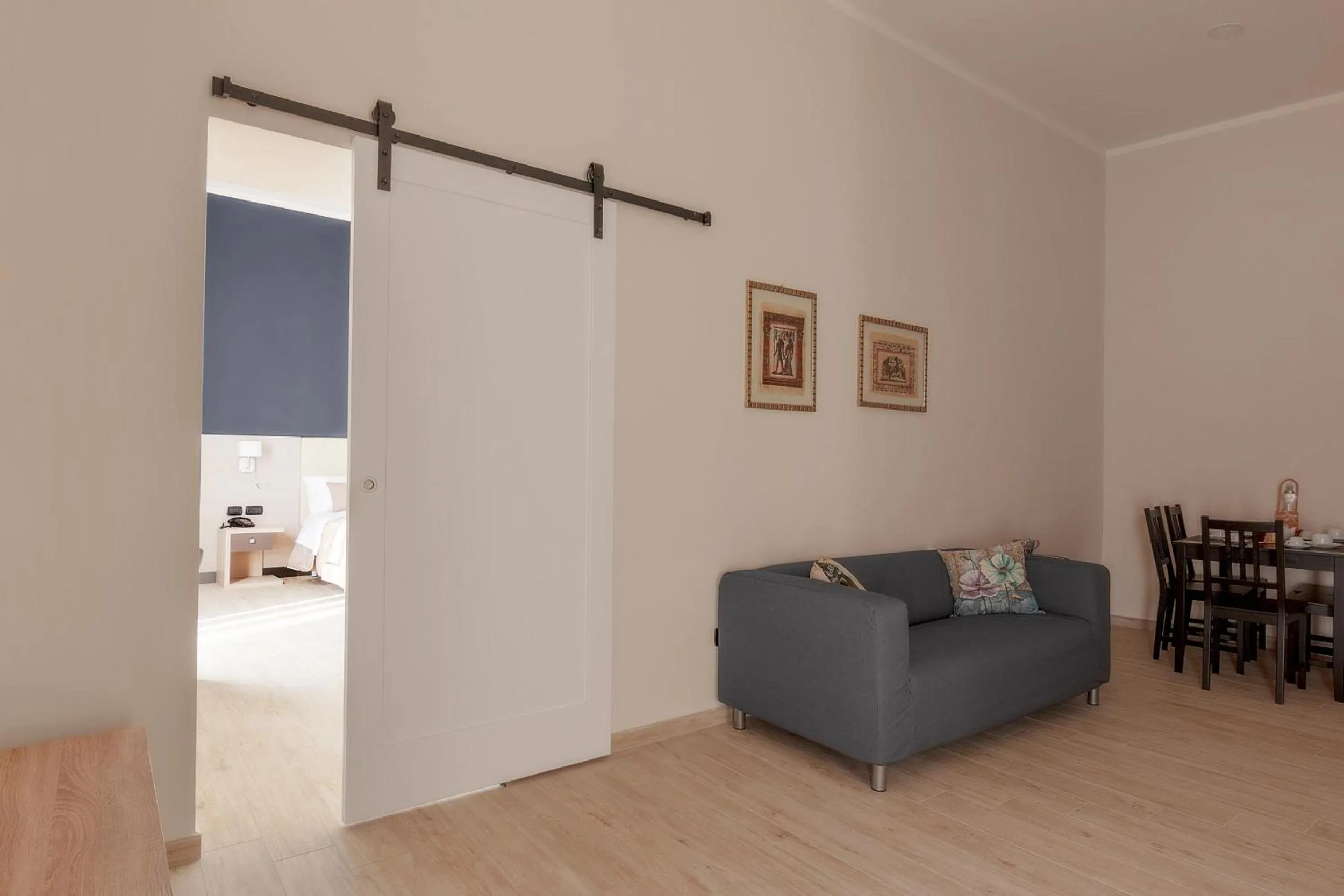 Dining area in B&B Mariella's House