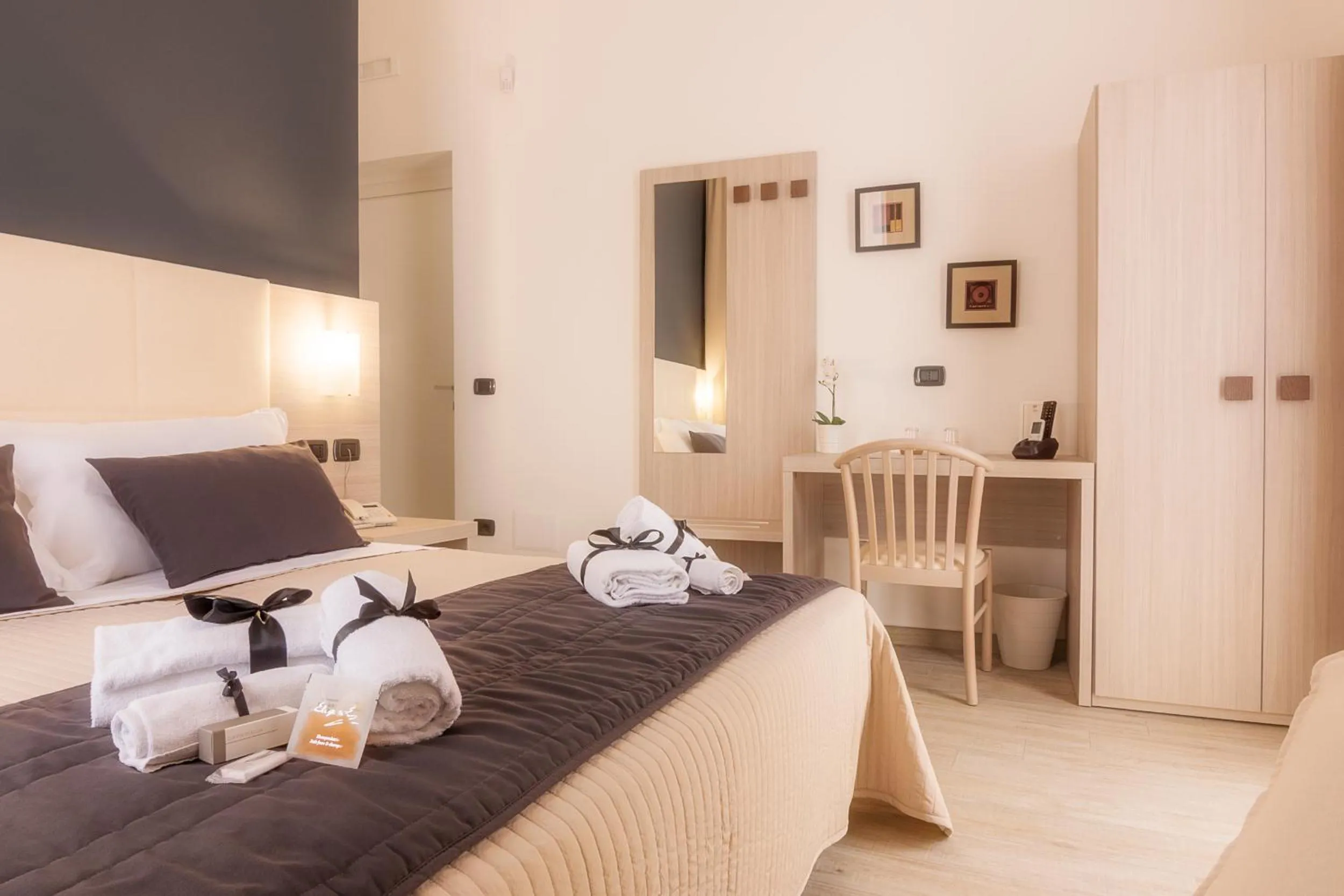 Bedroom, Bed in B&B Mariella's House