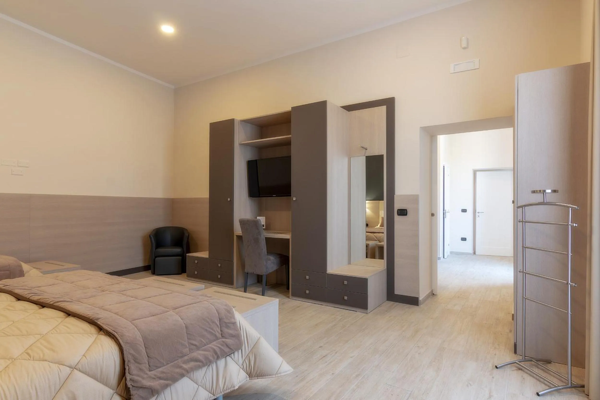 Bedroom, Bed in B&B Mariella's House