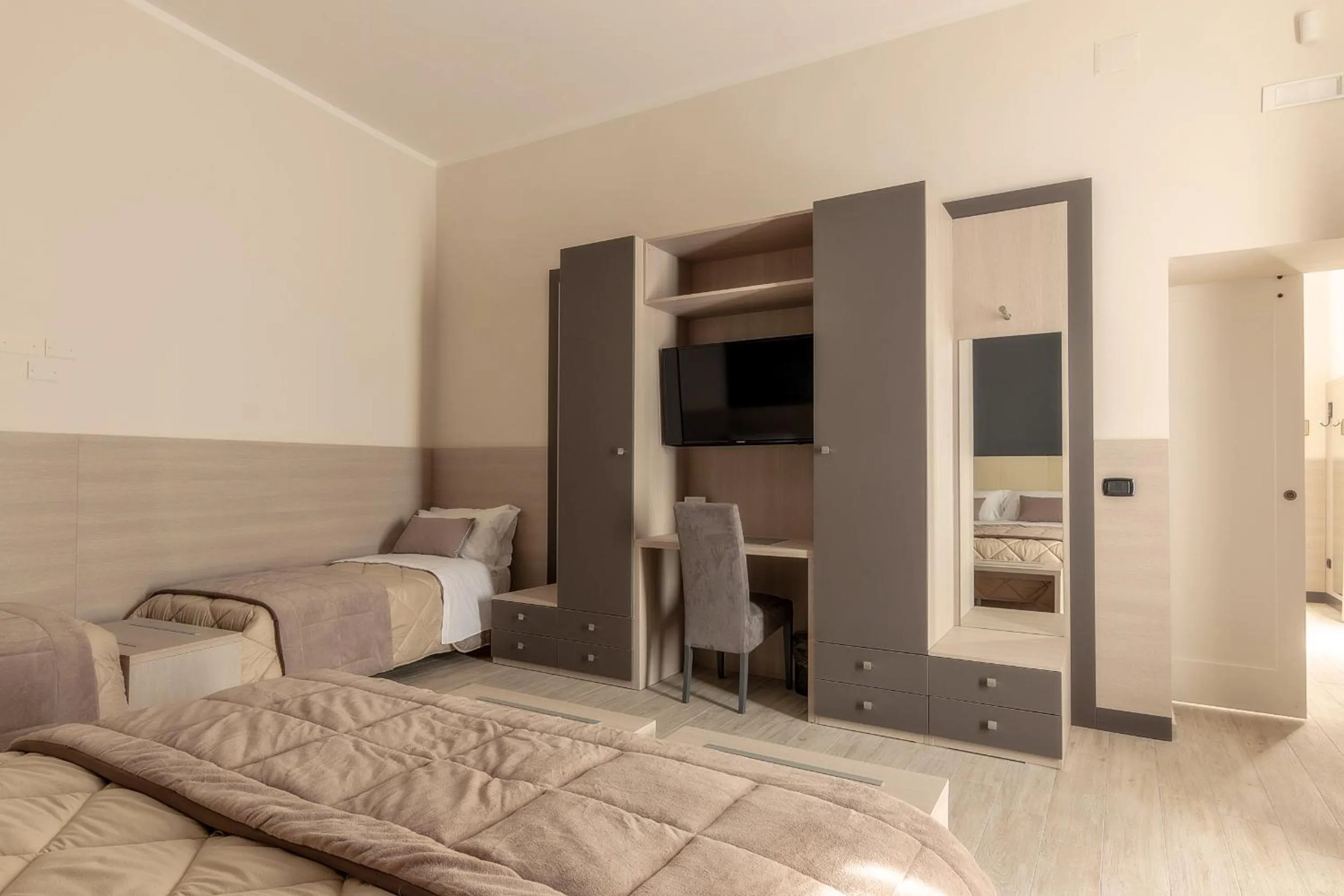 Bedroom, Bed in B&B Mariella's House