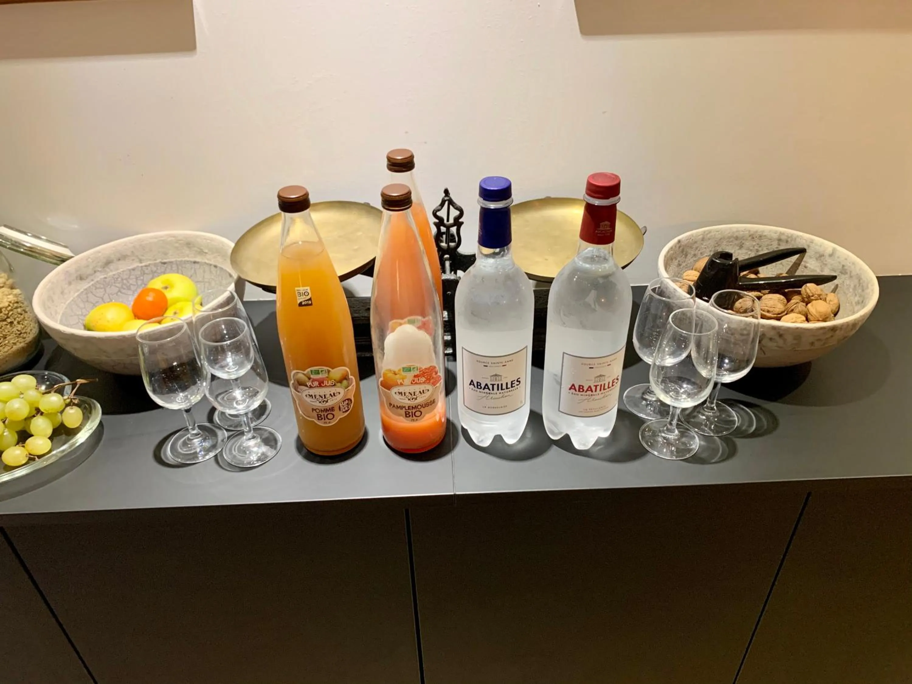 Breakfast in La Maison Odeia Bordeaux Centre