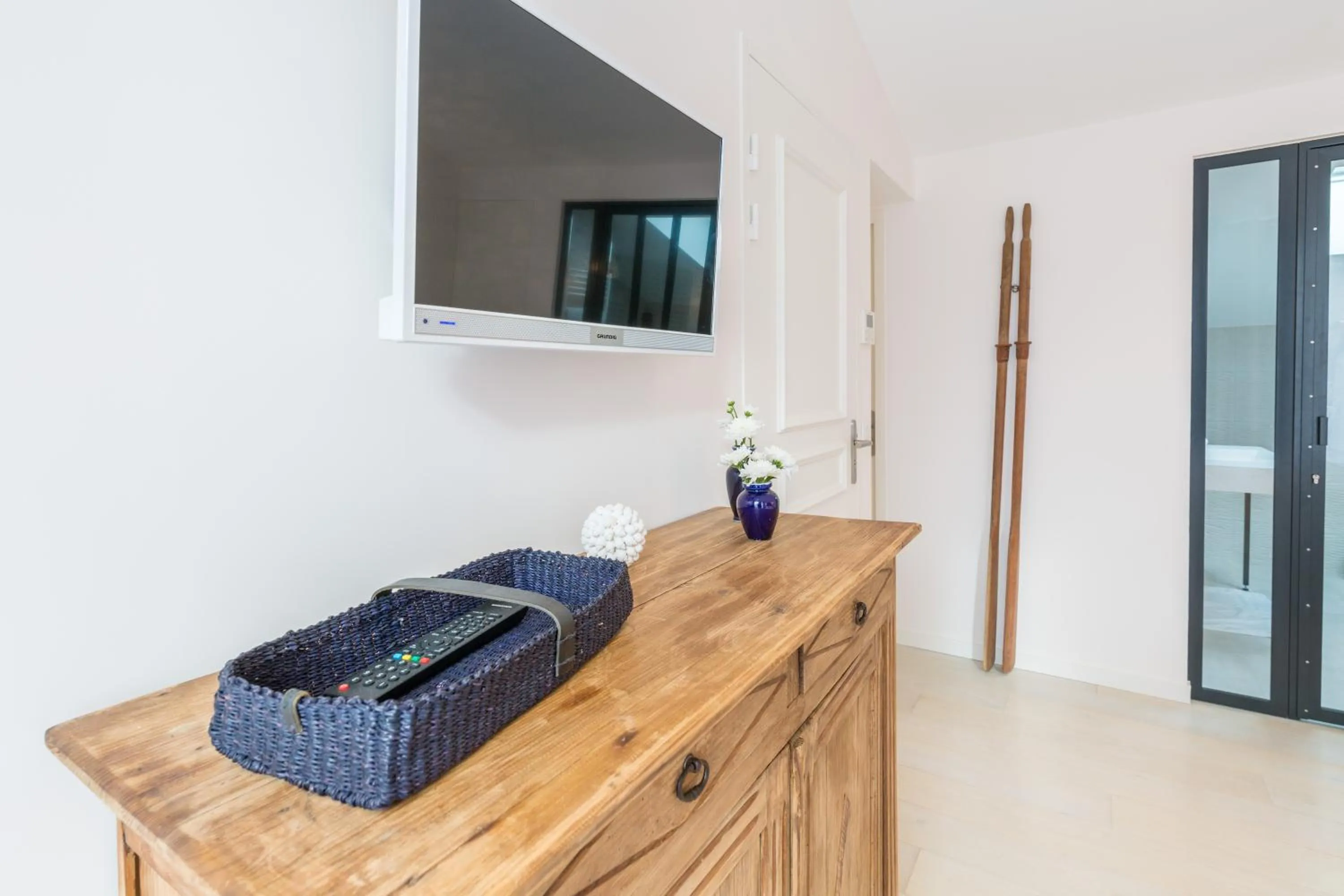 TV and multimedia in La Maison Odeia Bordeaux Centre