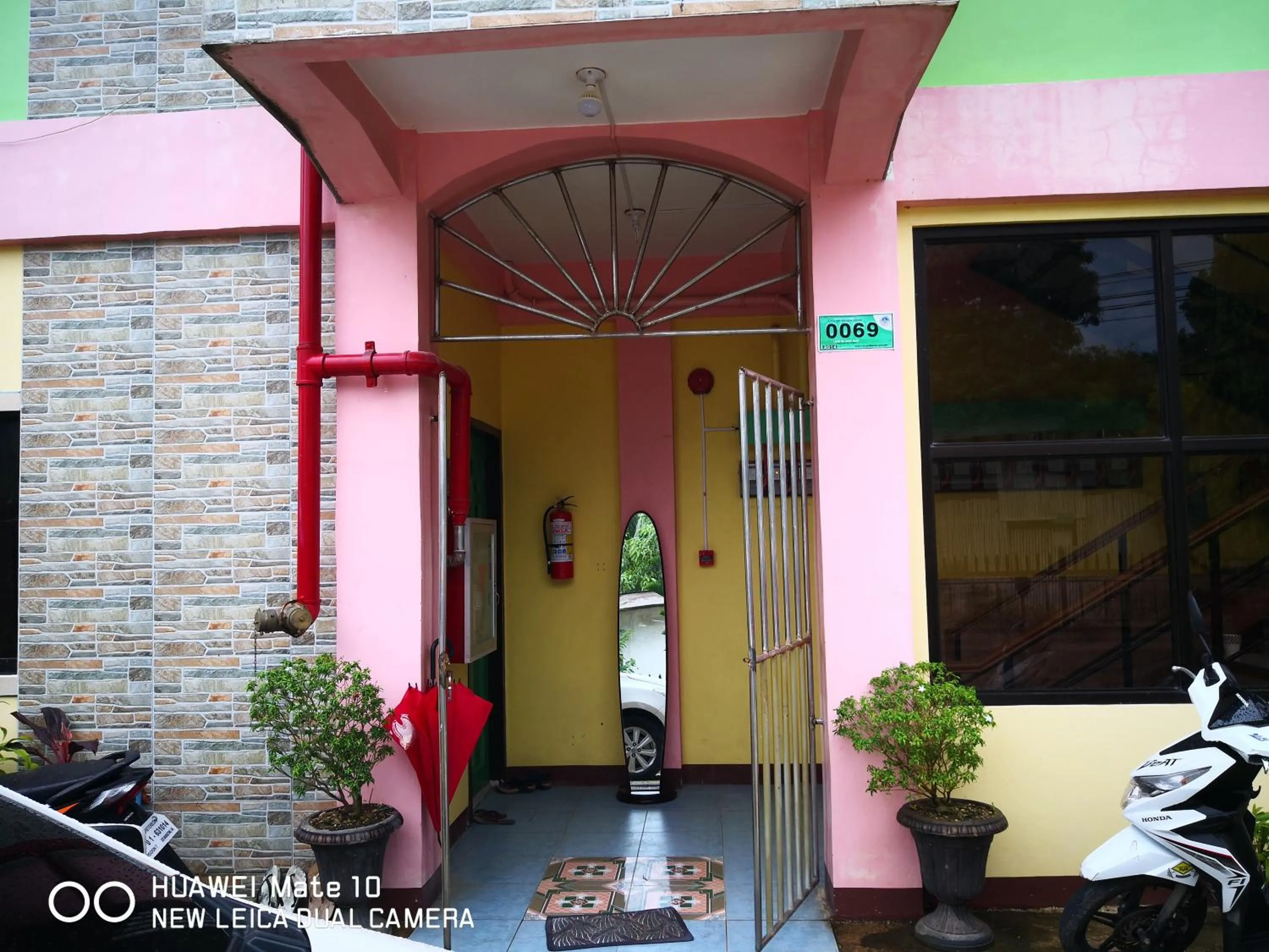 Facade/entrance in A's Azotea de Bohol