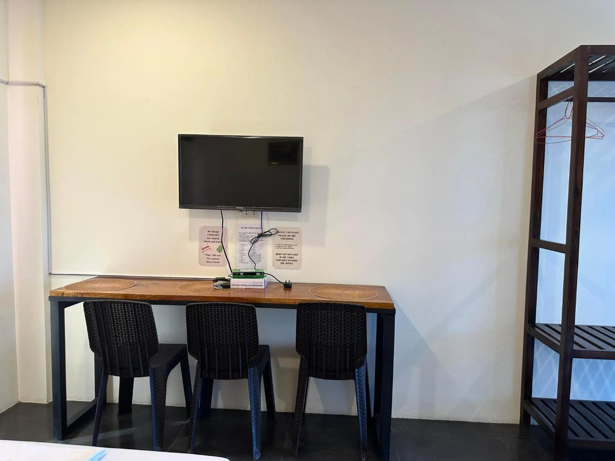 TV and multimedia in A's Azotea de Bohol