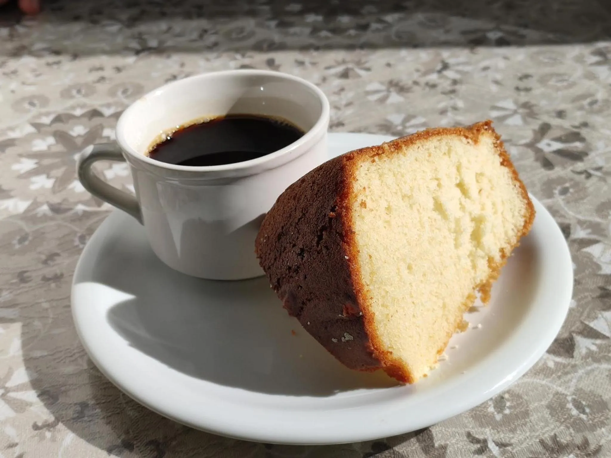 Breakfast in Cemarim Hotel