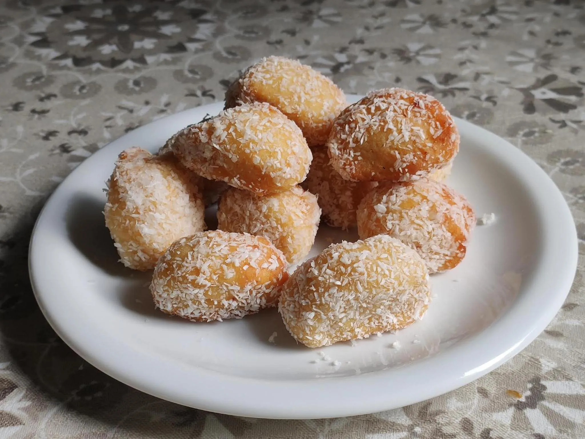 Food and drinks in Cemarim Hotel