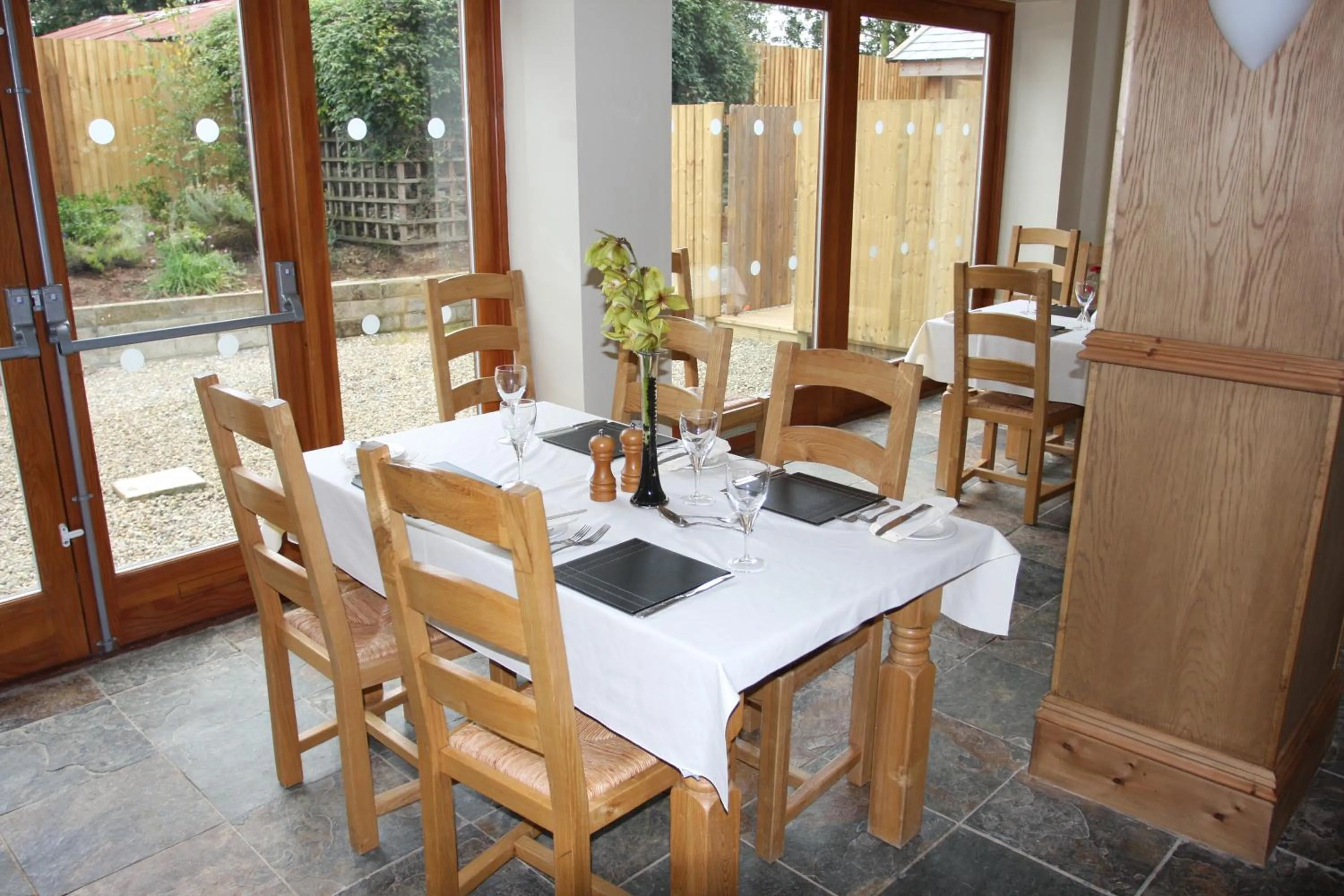 Restaurant/places to eat in Cottage Lea's Country Hotel & Restaurant