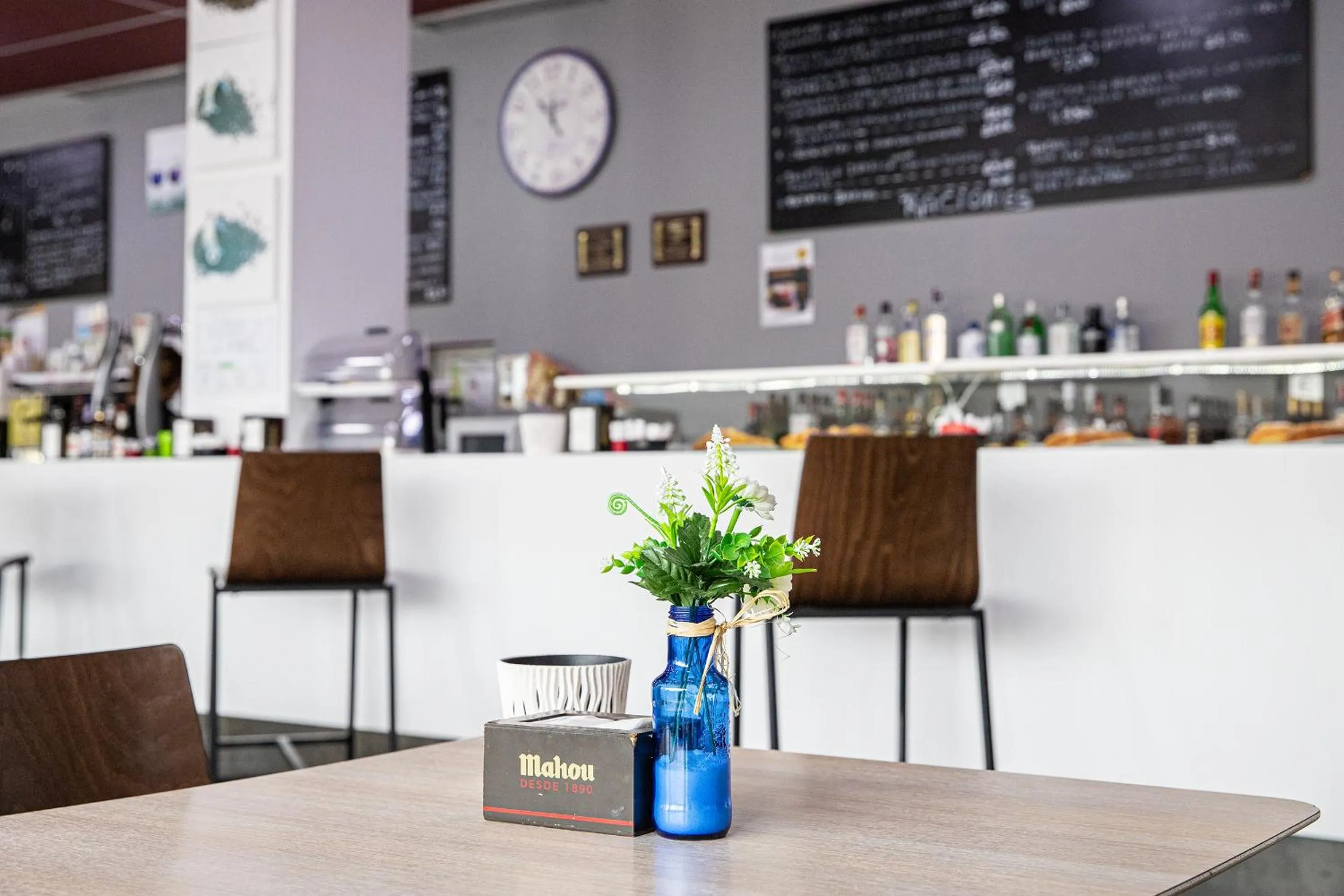 Restaurant/places to eat in Hotel Abades Via Norte