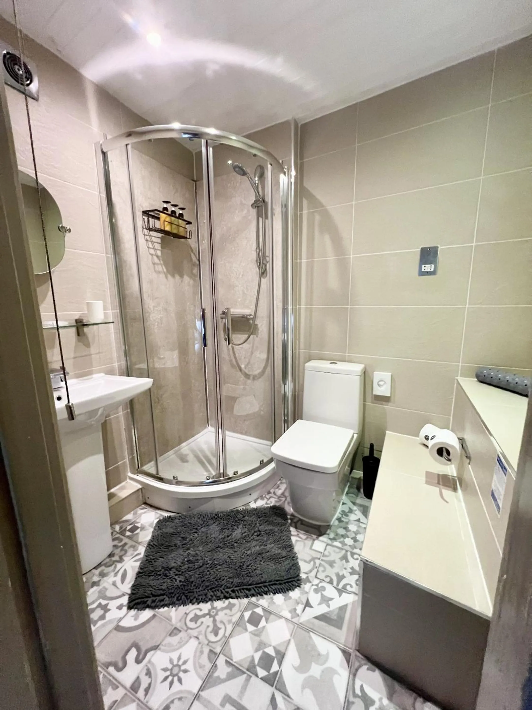 Bathroom in The Fleece Inn at Barkisland