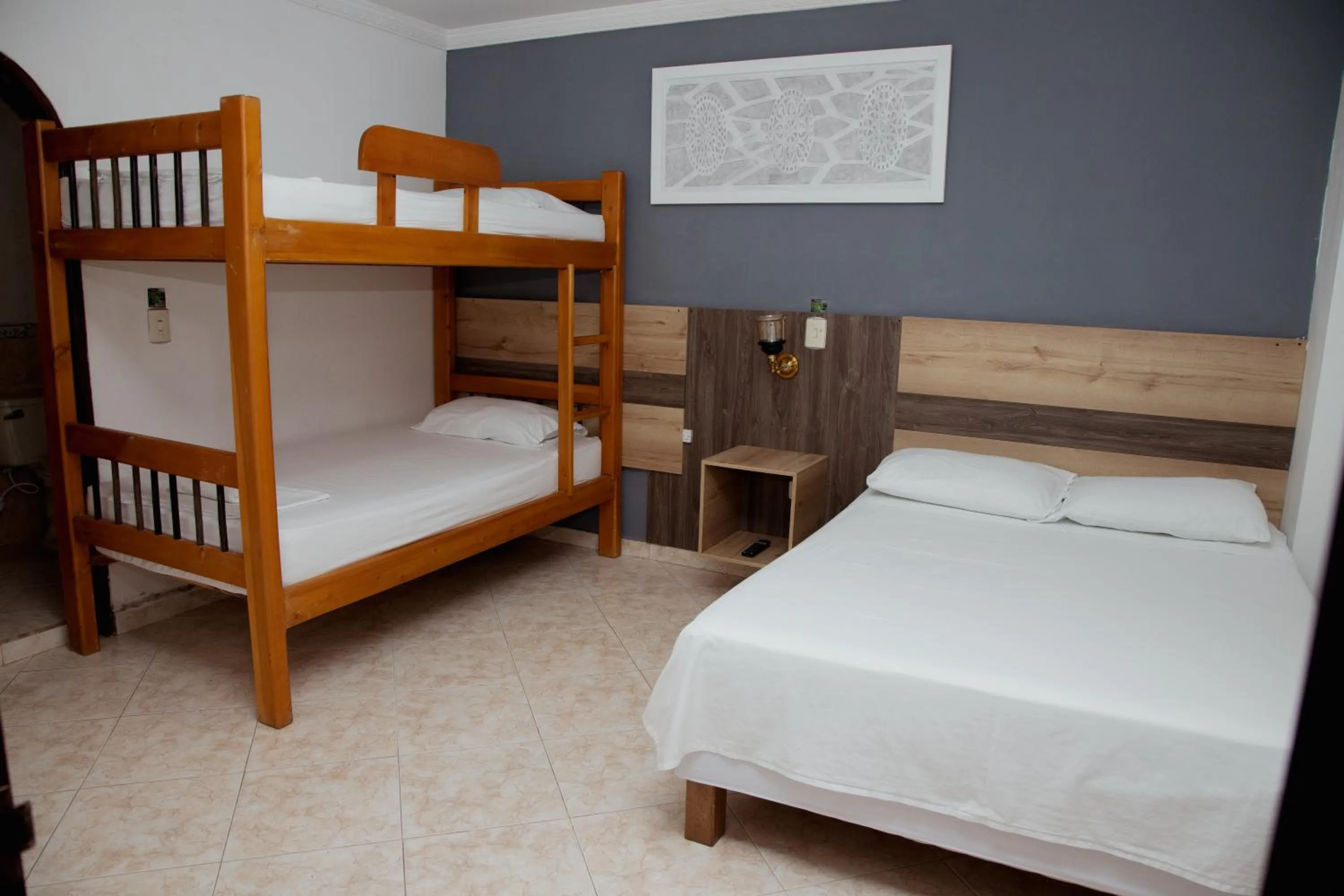 Photo of the whole room, Bed in Hotel Real Guatapé