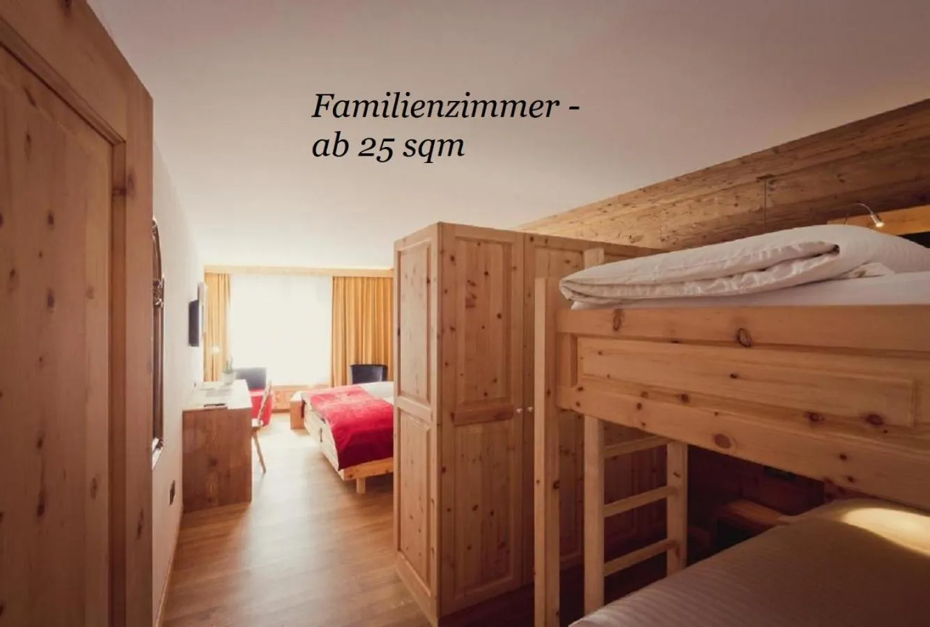 Living room, Bed in Hotel Nolda