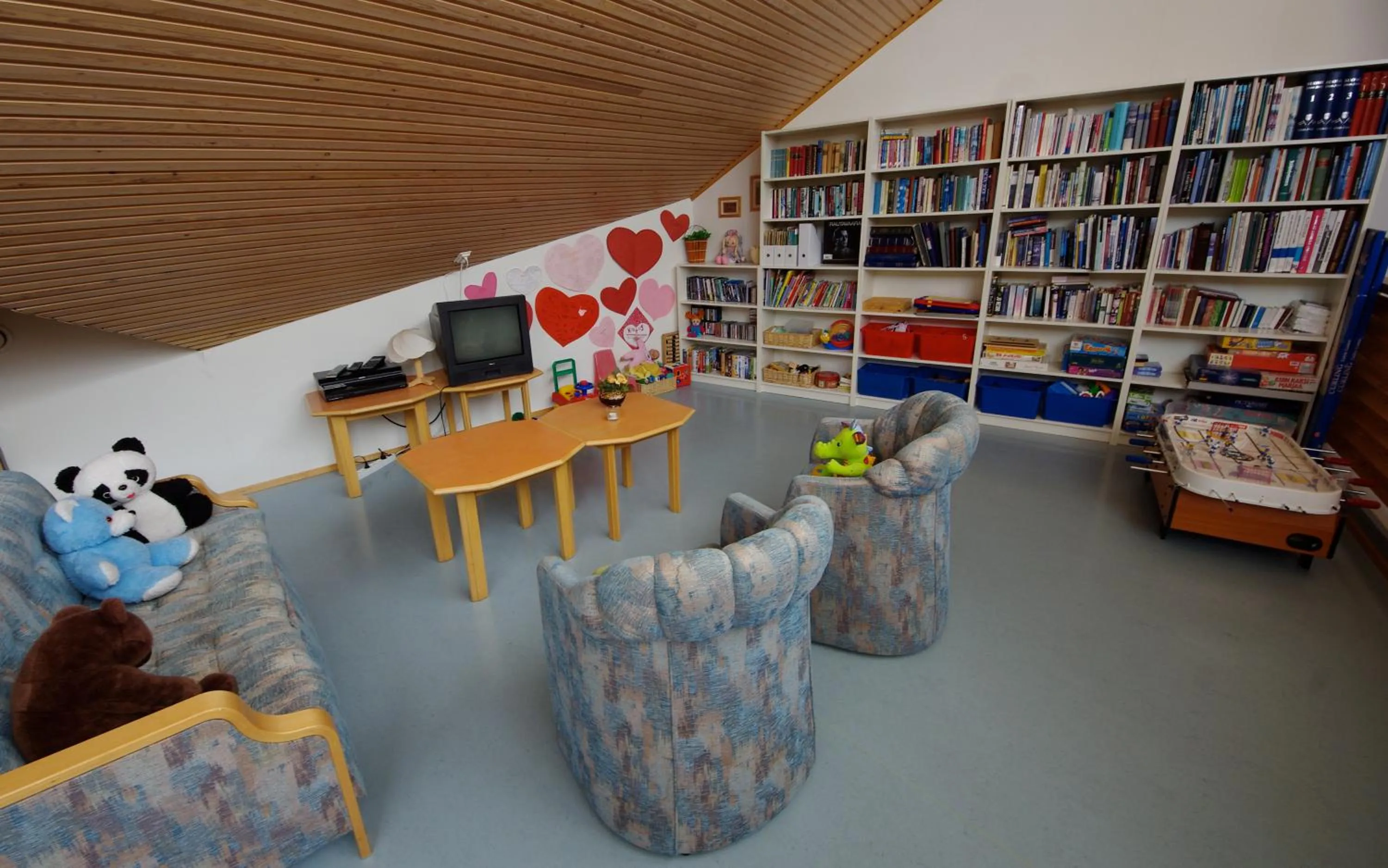 Communal lounge/ TV room in Hotel Hetan Majatalo