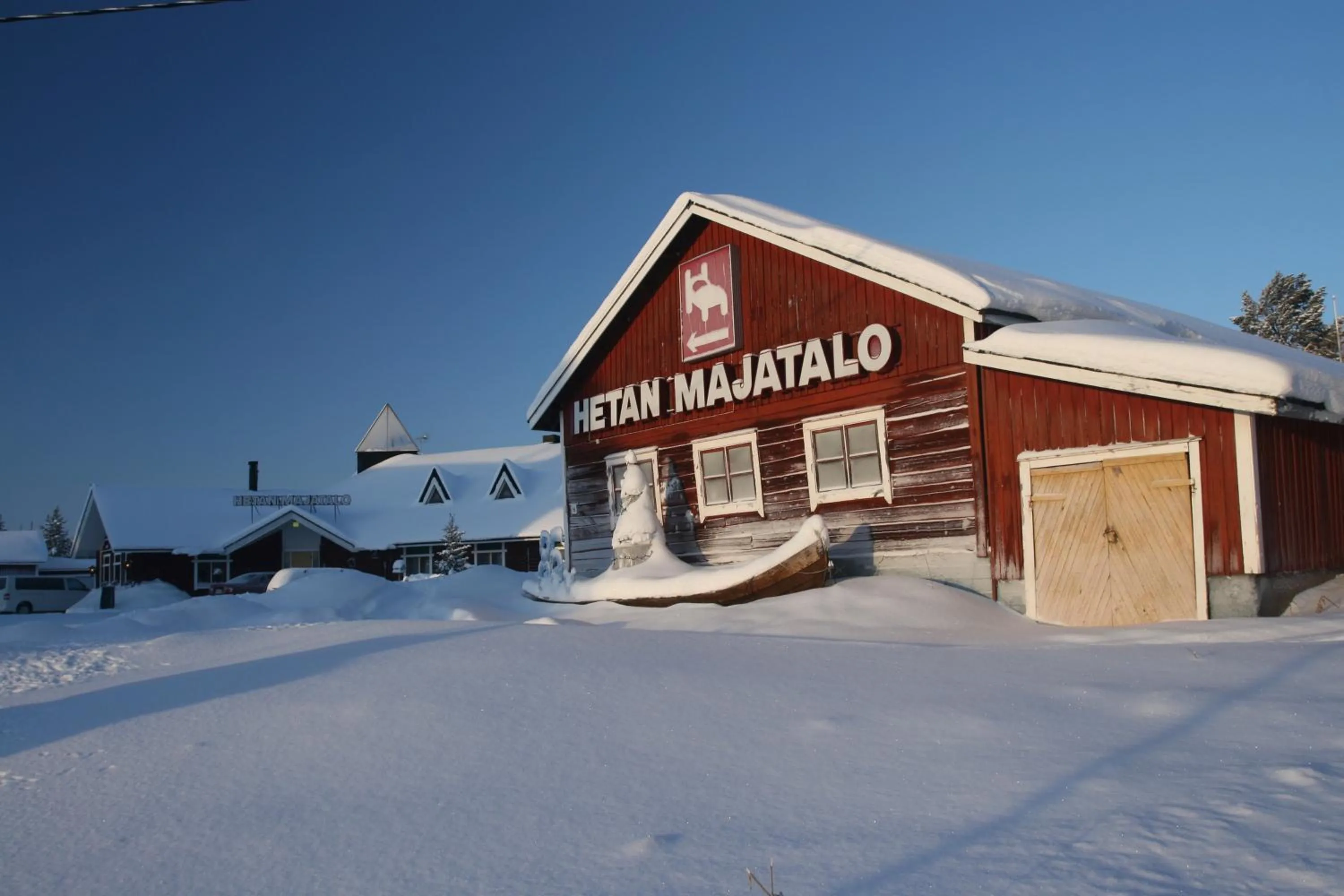 Property building in Hotel Hetan Majatalo