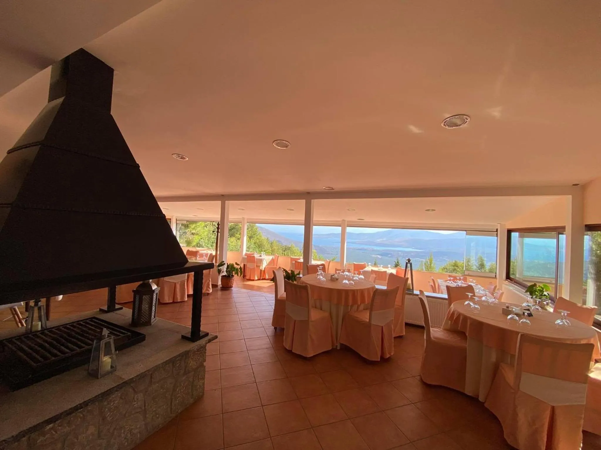 Restaurant/places to eat in Bungalow - Camping Apollon