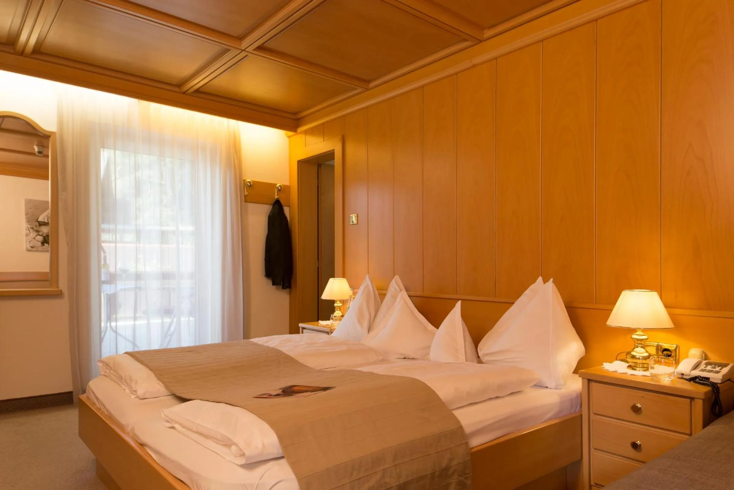 Photo of the whole room, Bed in Hotel Burgfrieden