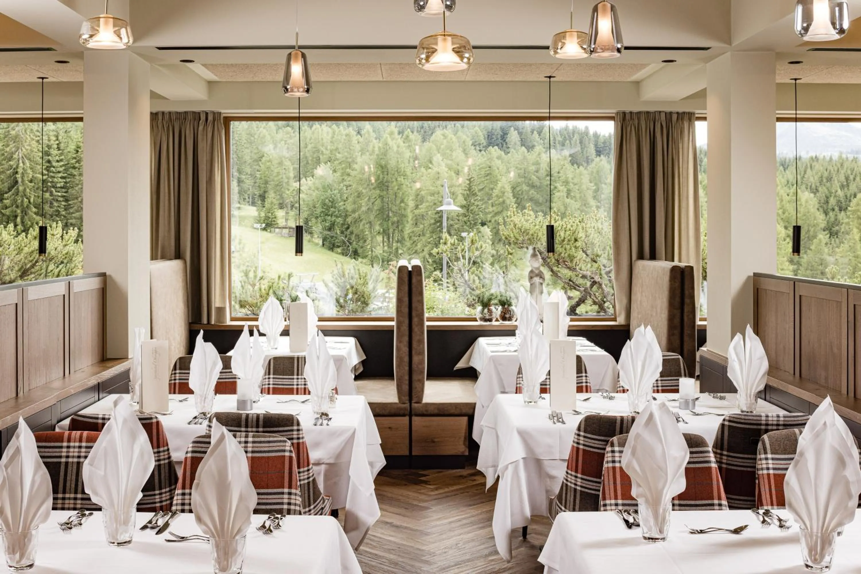 Restaurant/places to eat in Sporthotel Obereggen