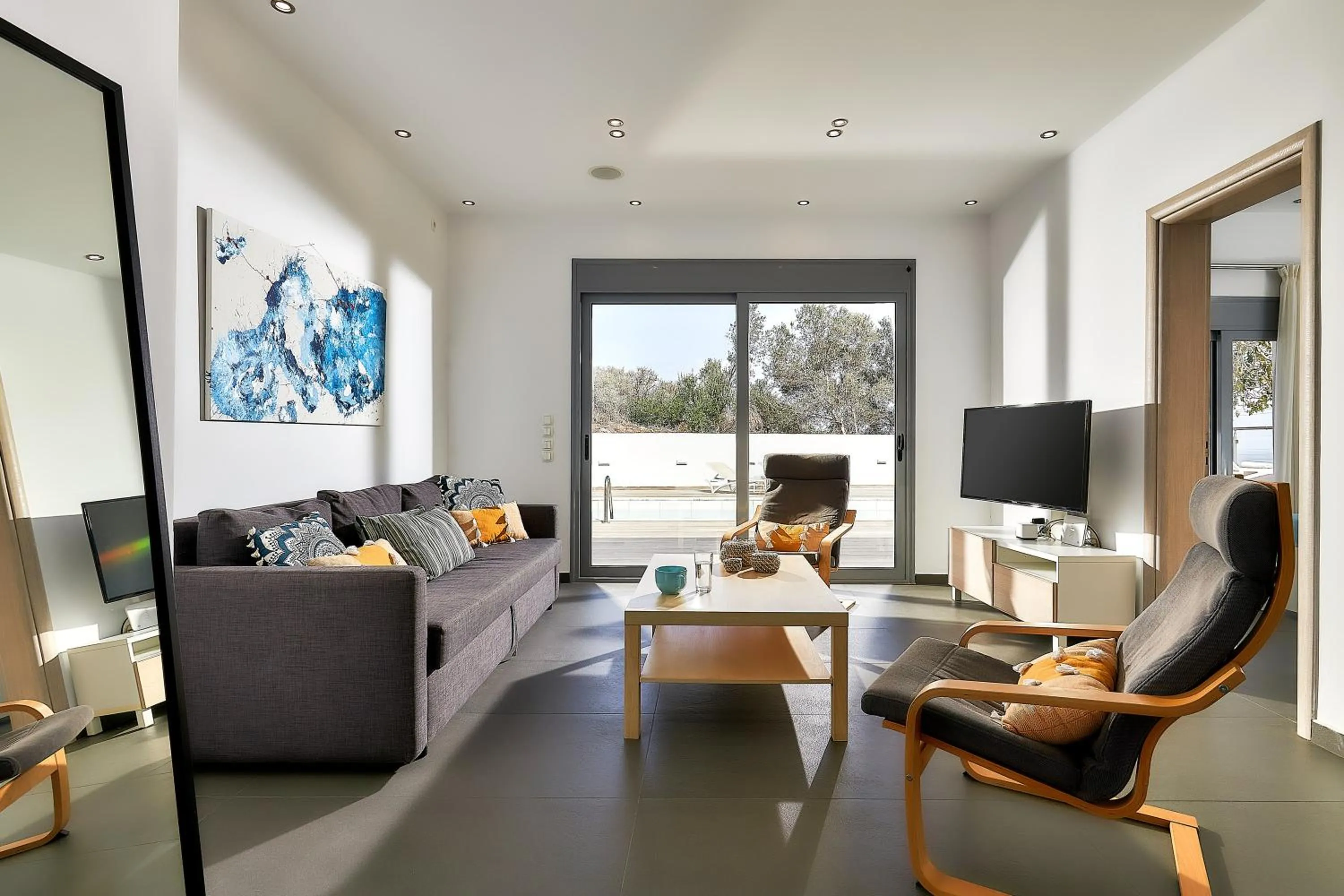 TV and multimedia in Villa Emilia - with private, heated swimming pool