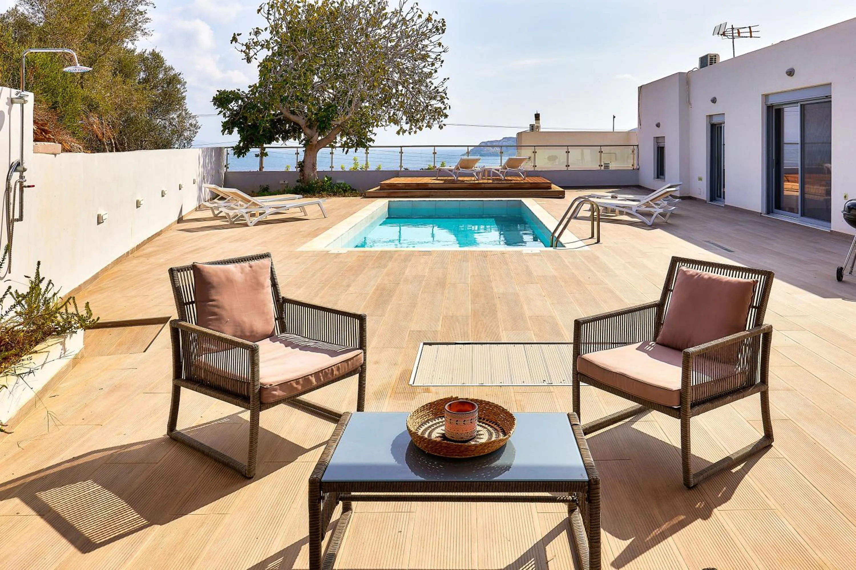 Pool view in Villa Emilia - with private, heated swimming pool