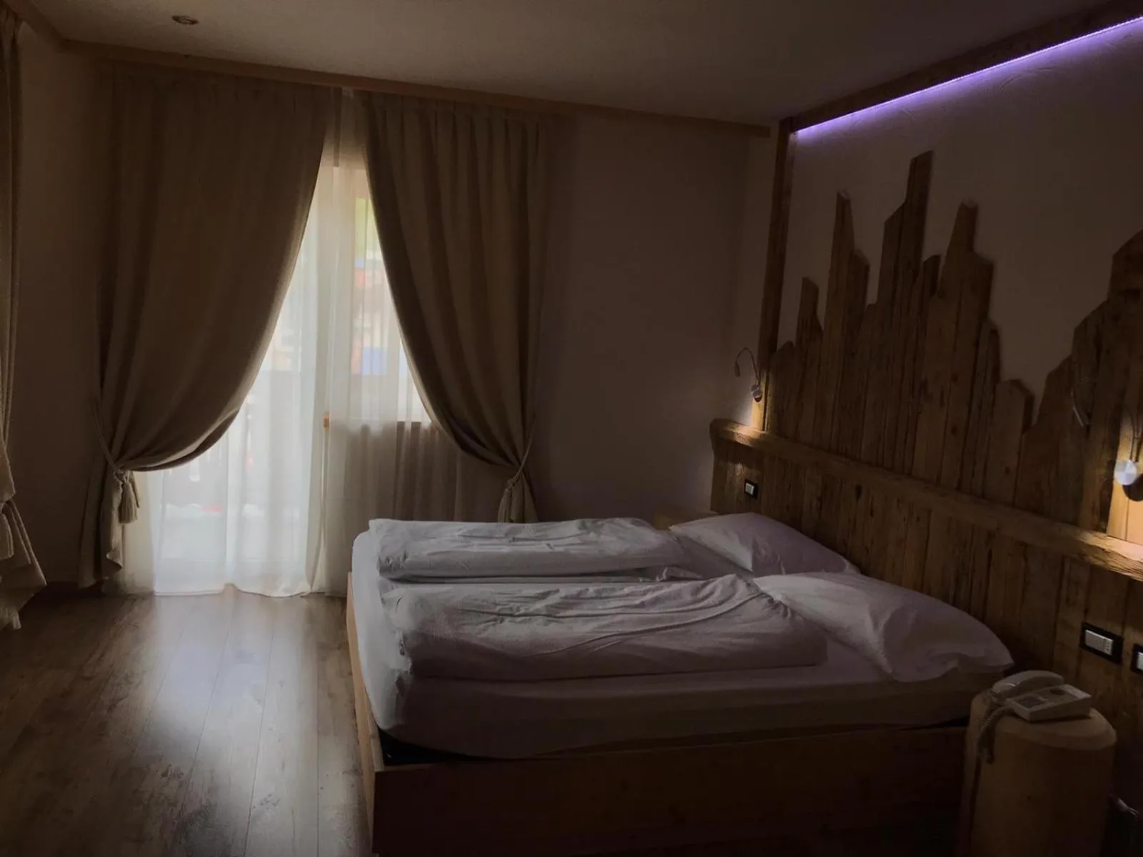 Bed in Park Hotel Avisio