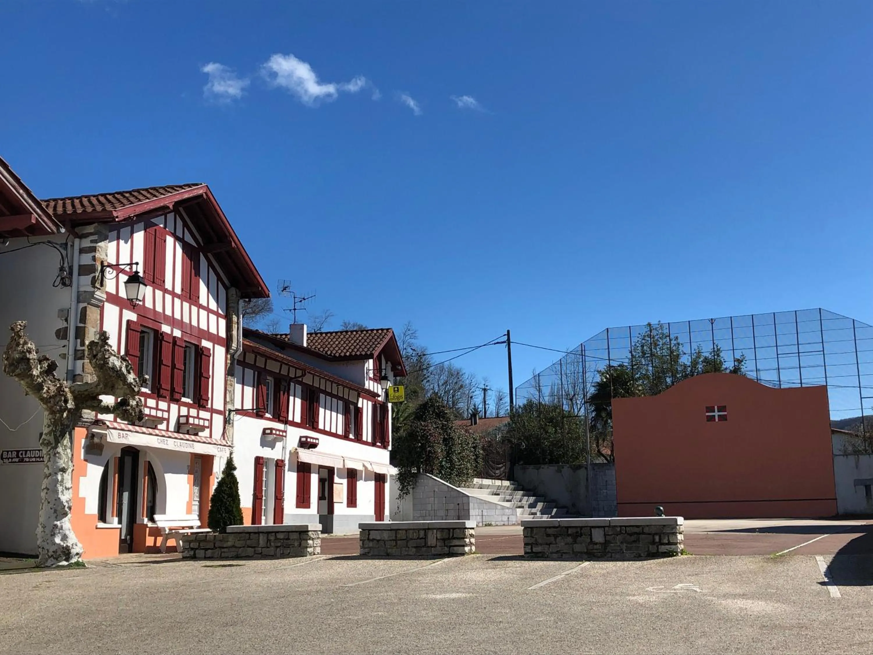 Neighbourhood in Hôtel Ursula