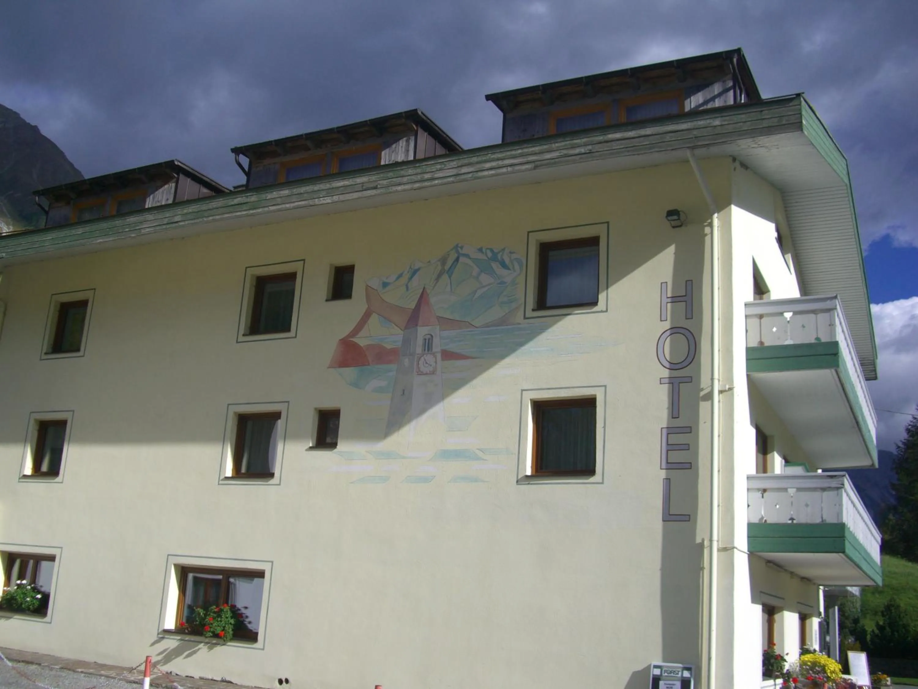 Facade/entrance in Reschnerhof