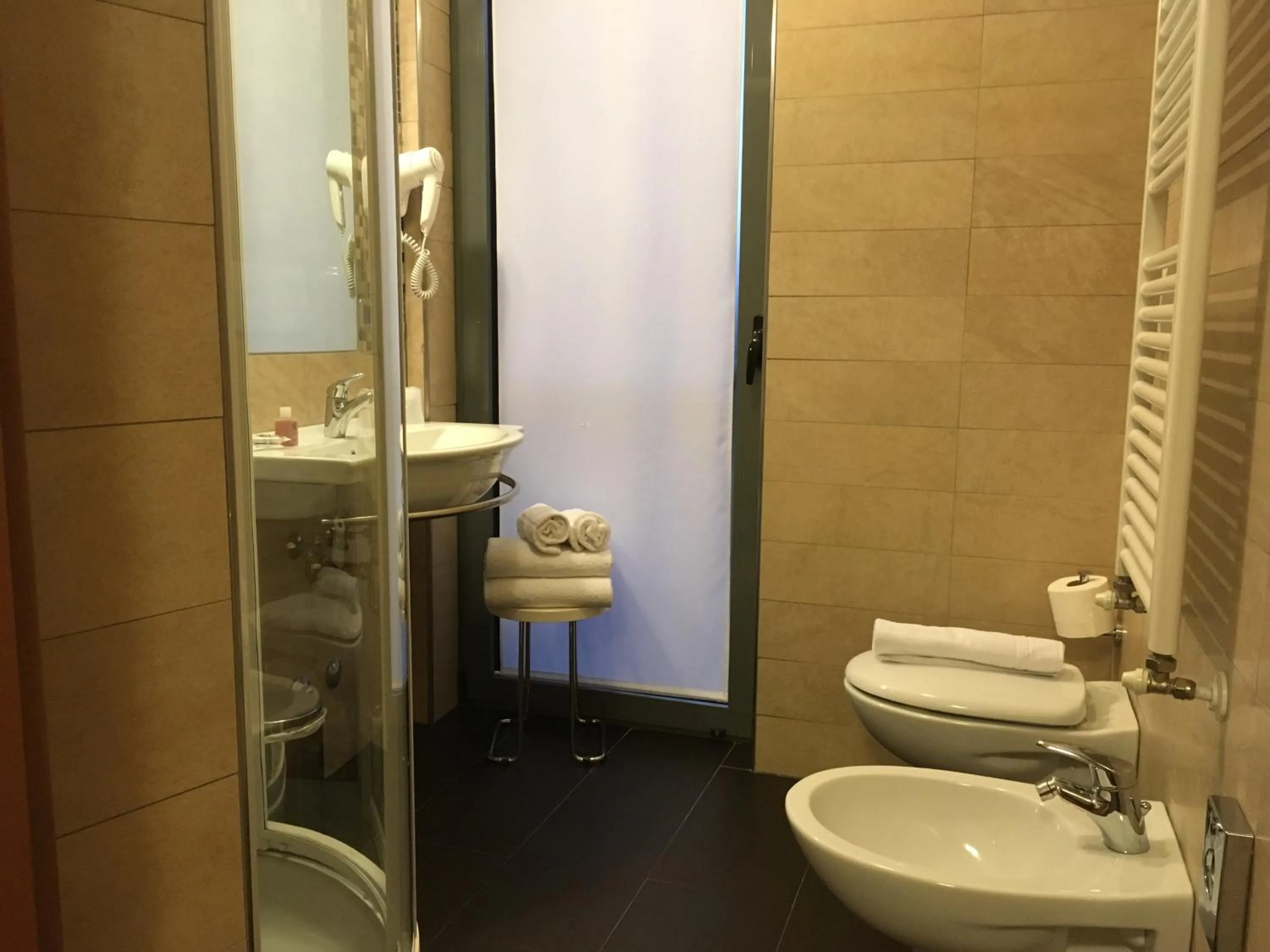 Bathroom in Hotel Villa Rosa