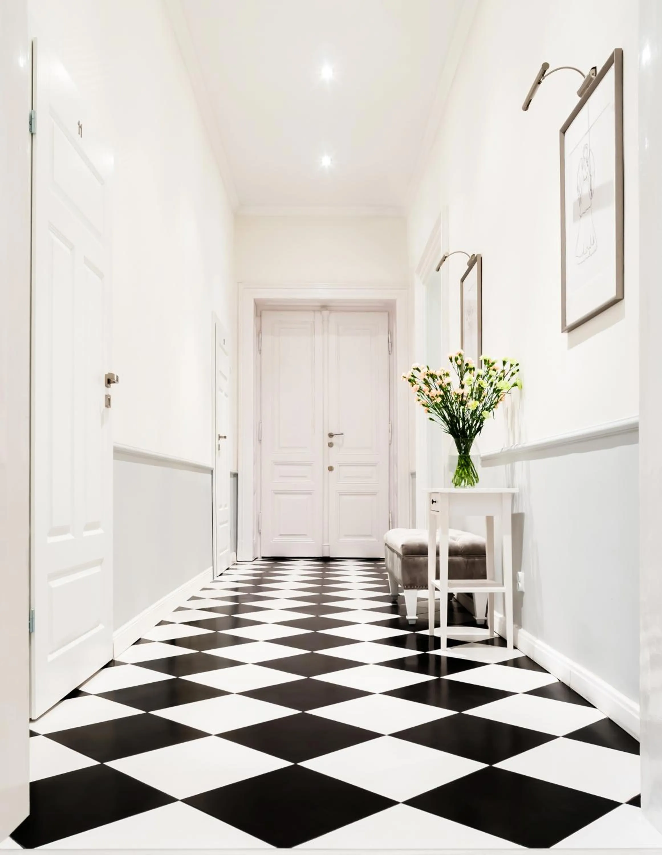 Lobby or reception in Angel House Aparthotel