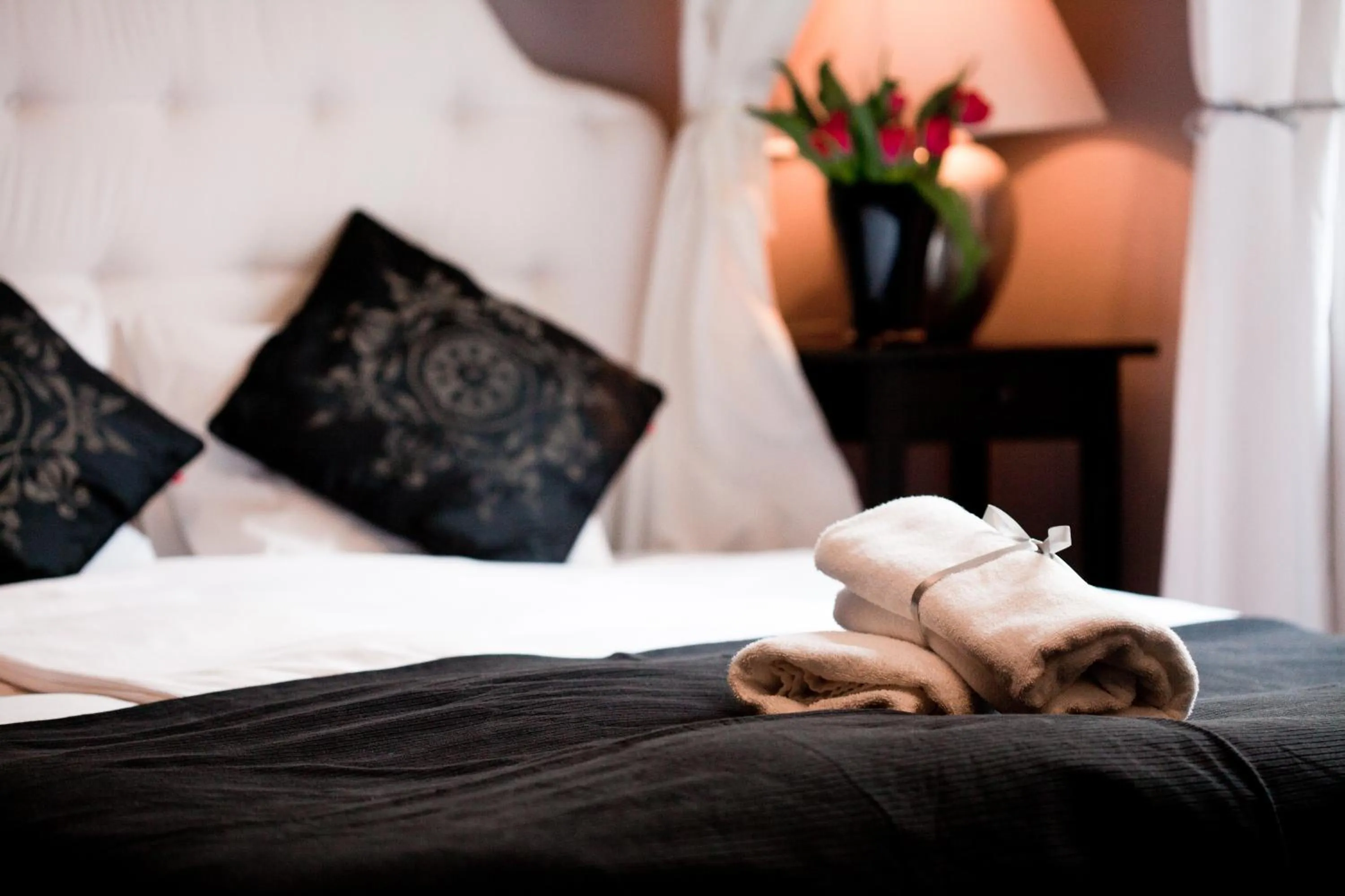 Bed in Angel House Aparthotel