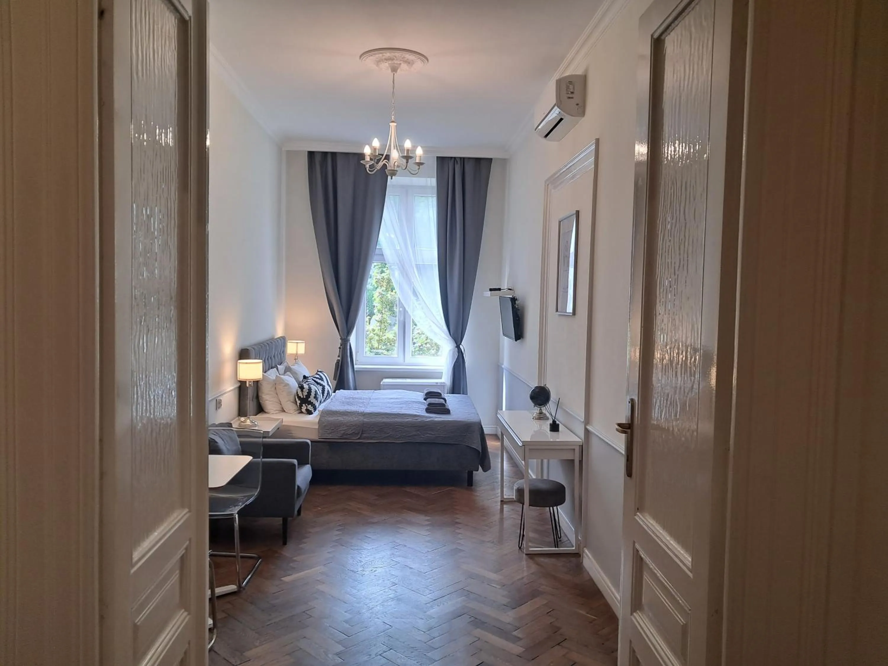 Photo of the whole room in Angel House Aparthotel