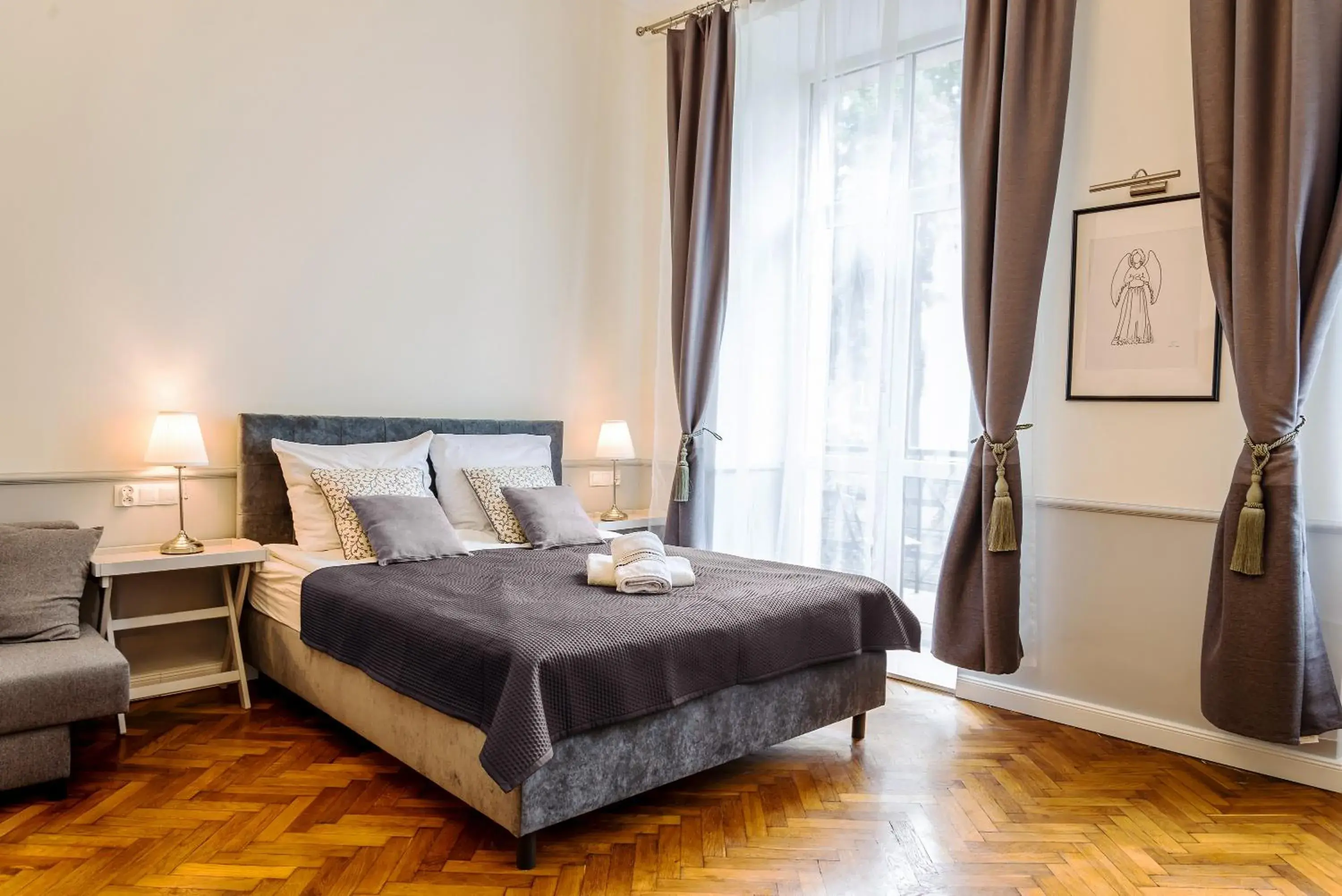 Triple Room in Angel House Aparthotel Triple Room in Angel House Aparthotel