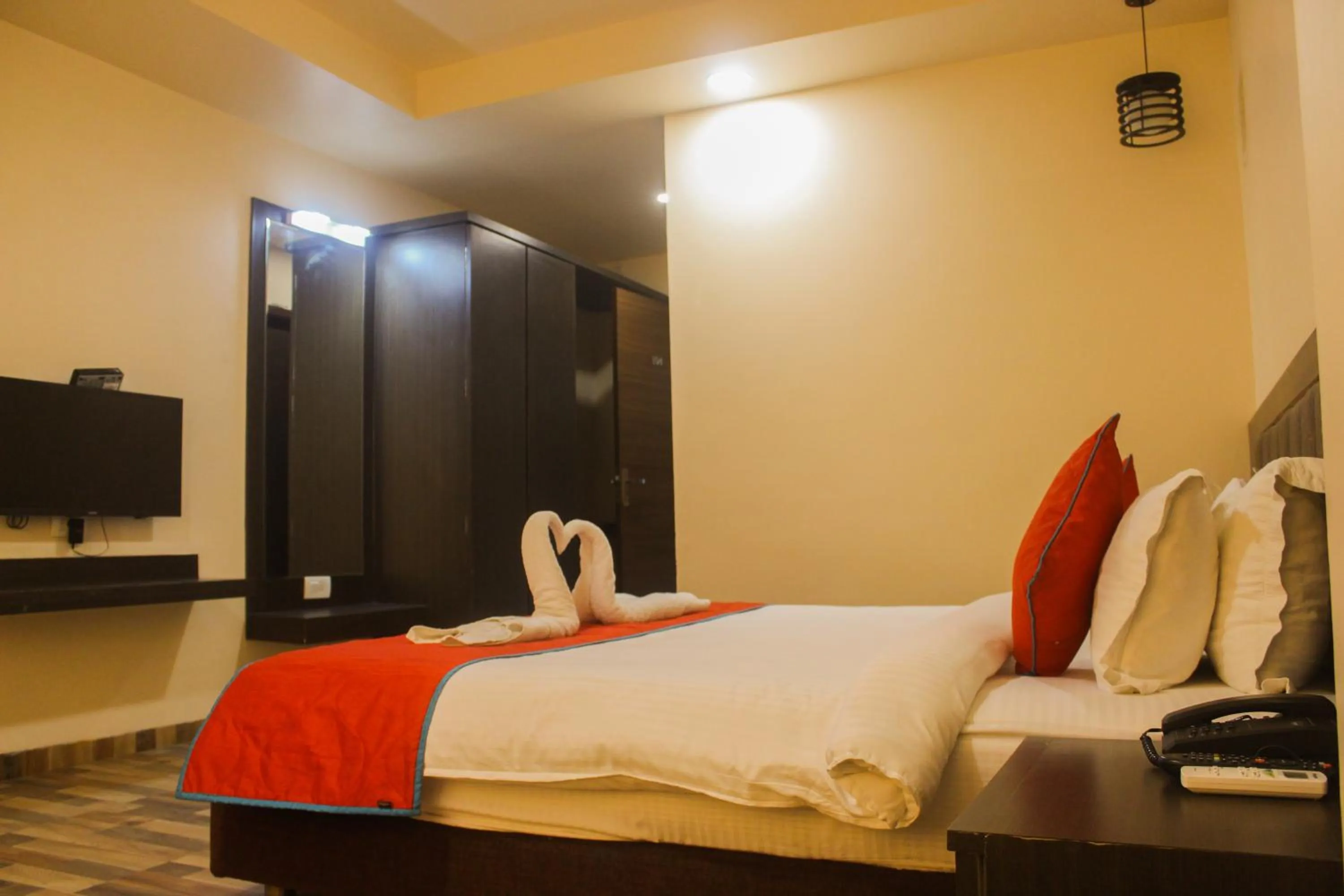 Bed in Solitaire Hotel And Resorts