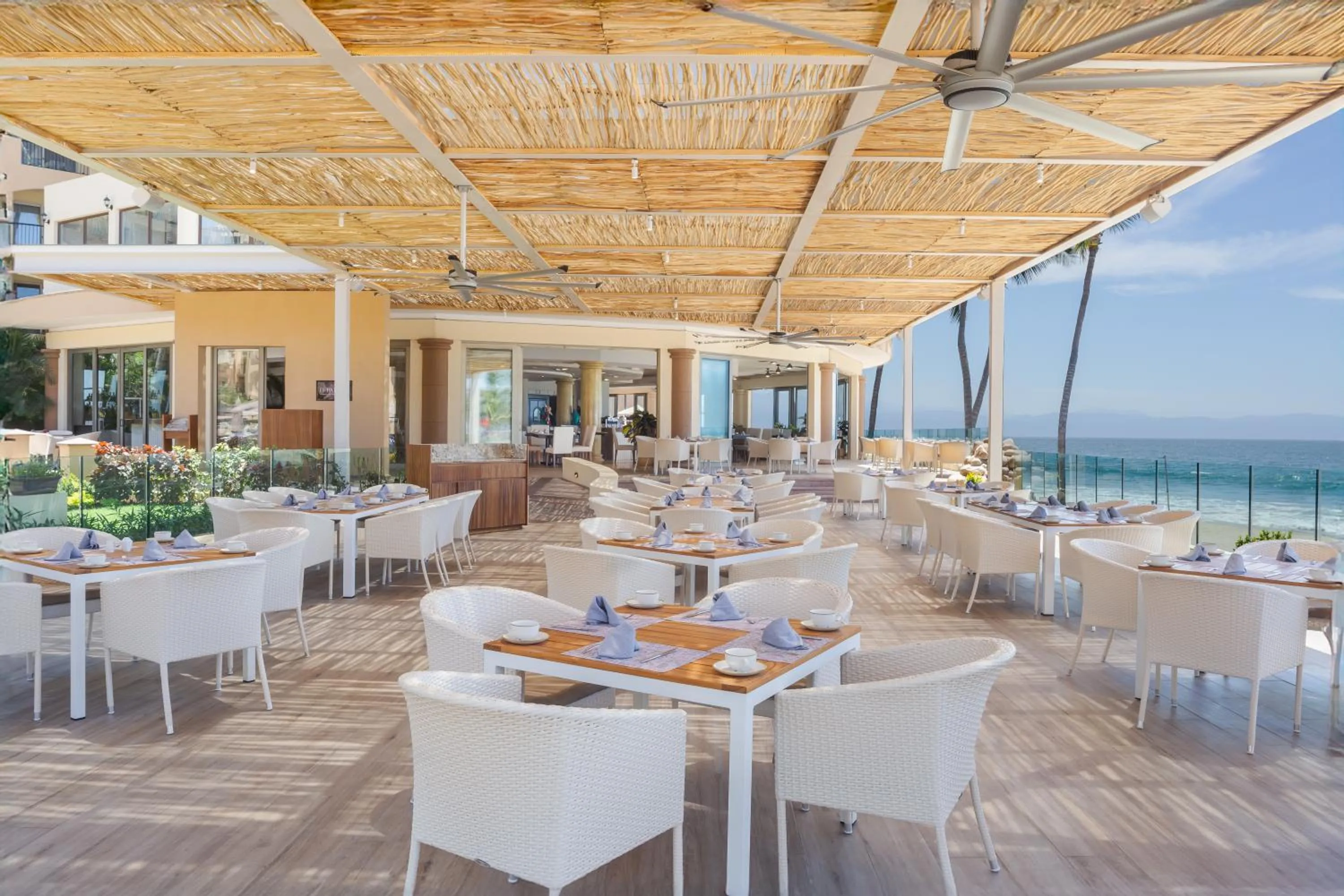 Restaurant/places to eat in Villa Del Palmar Flamingos Beach Resort & Spa