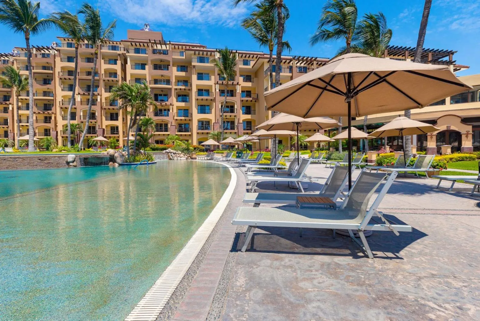Swimming pool in Villa Del Palmar Flamingos Beach Resort & Spa