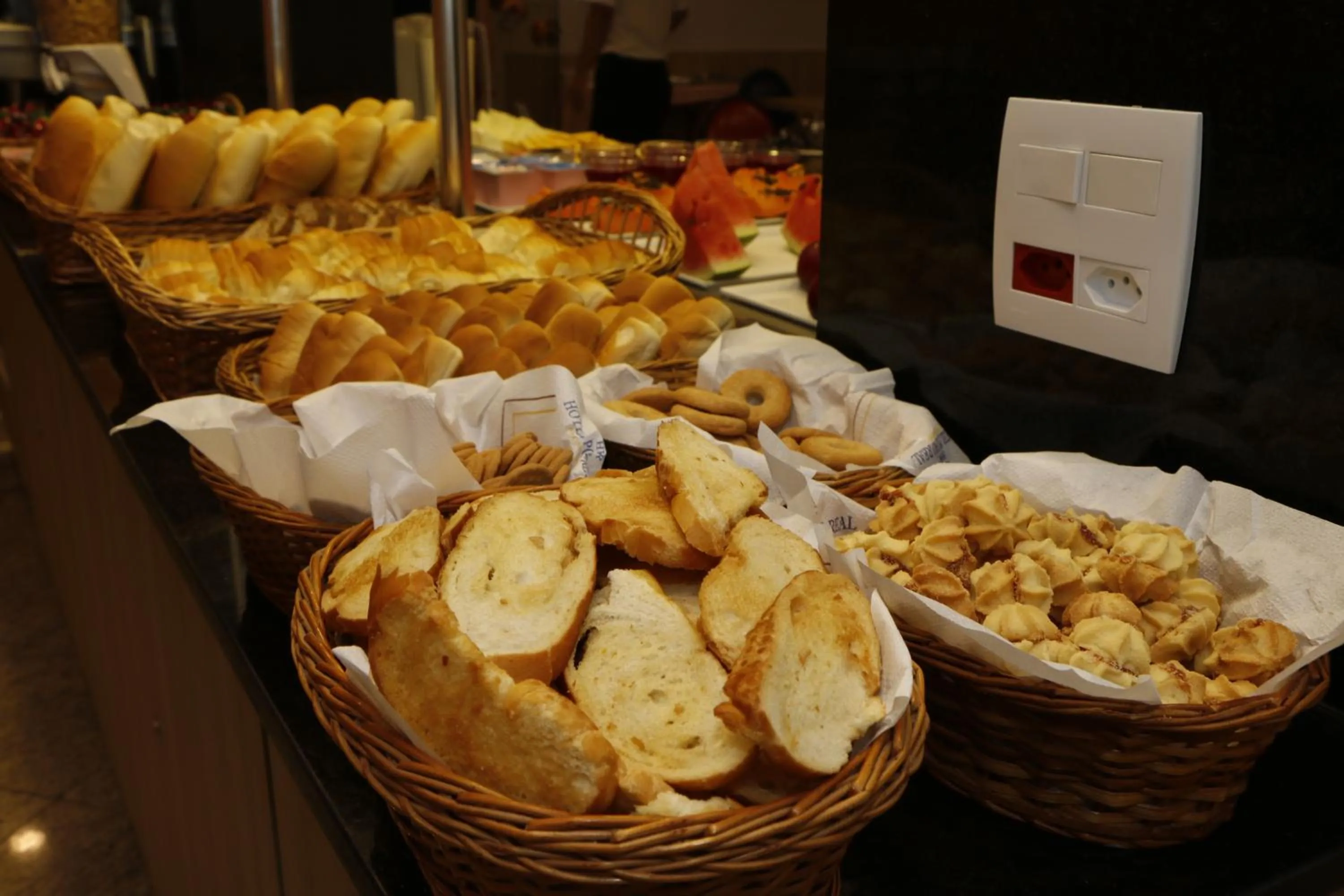 Buffet breakfast in Atlantico Lapa