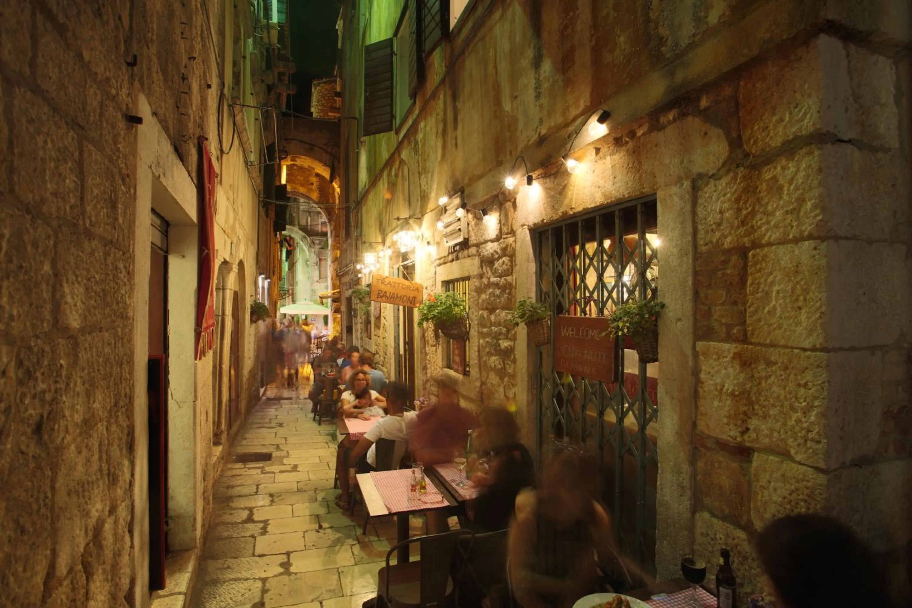 Dinner in Luxury Rooms Bajamonti