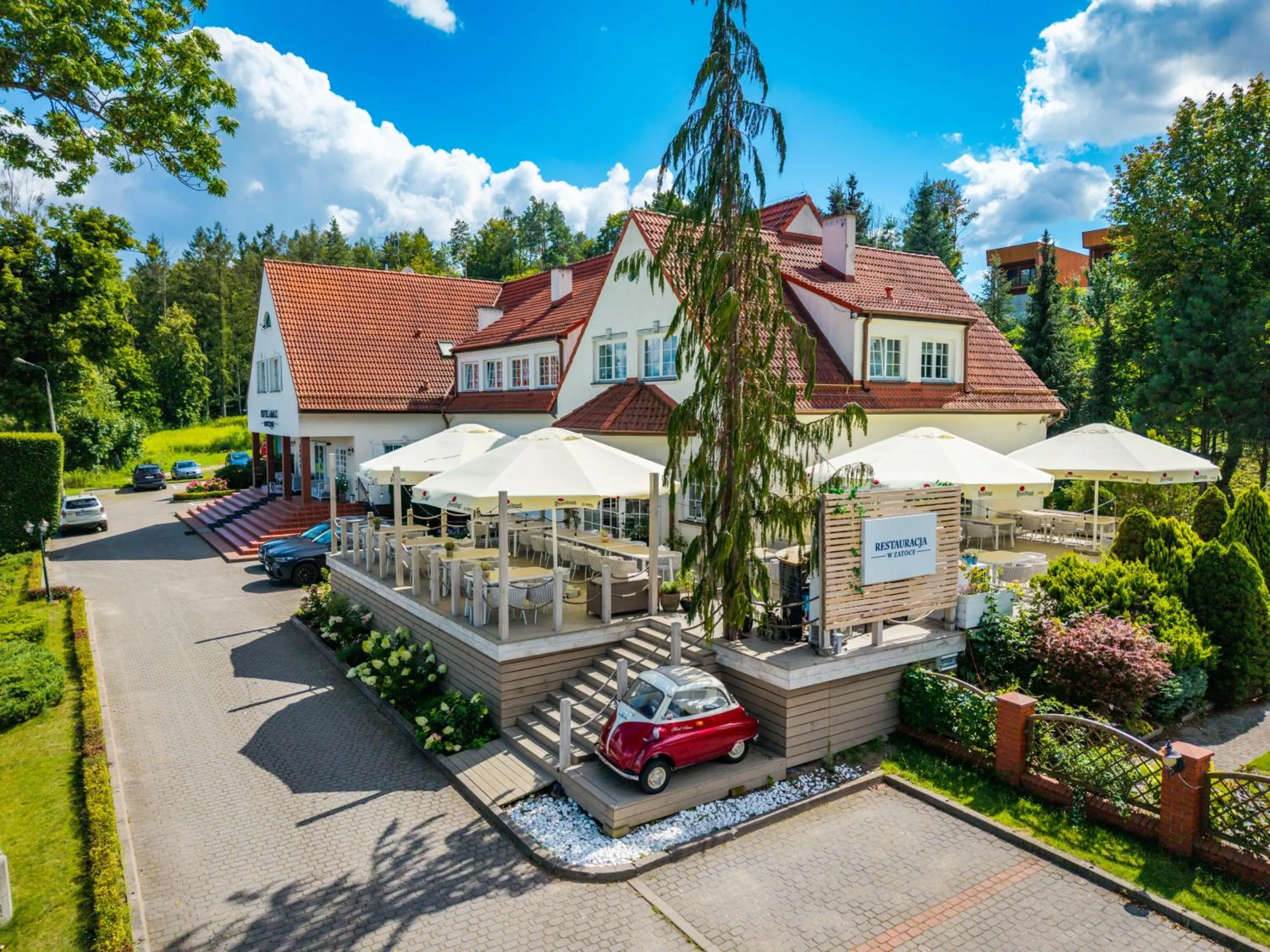 Property building in Amax Boutique Hotel