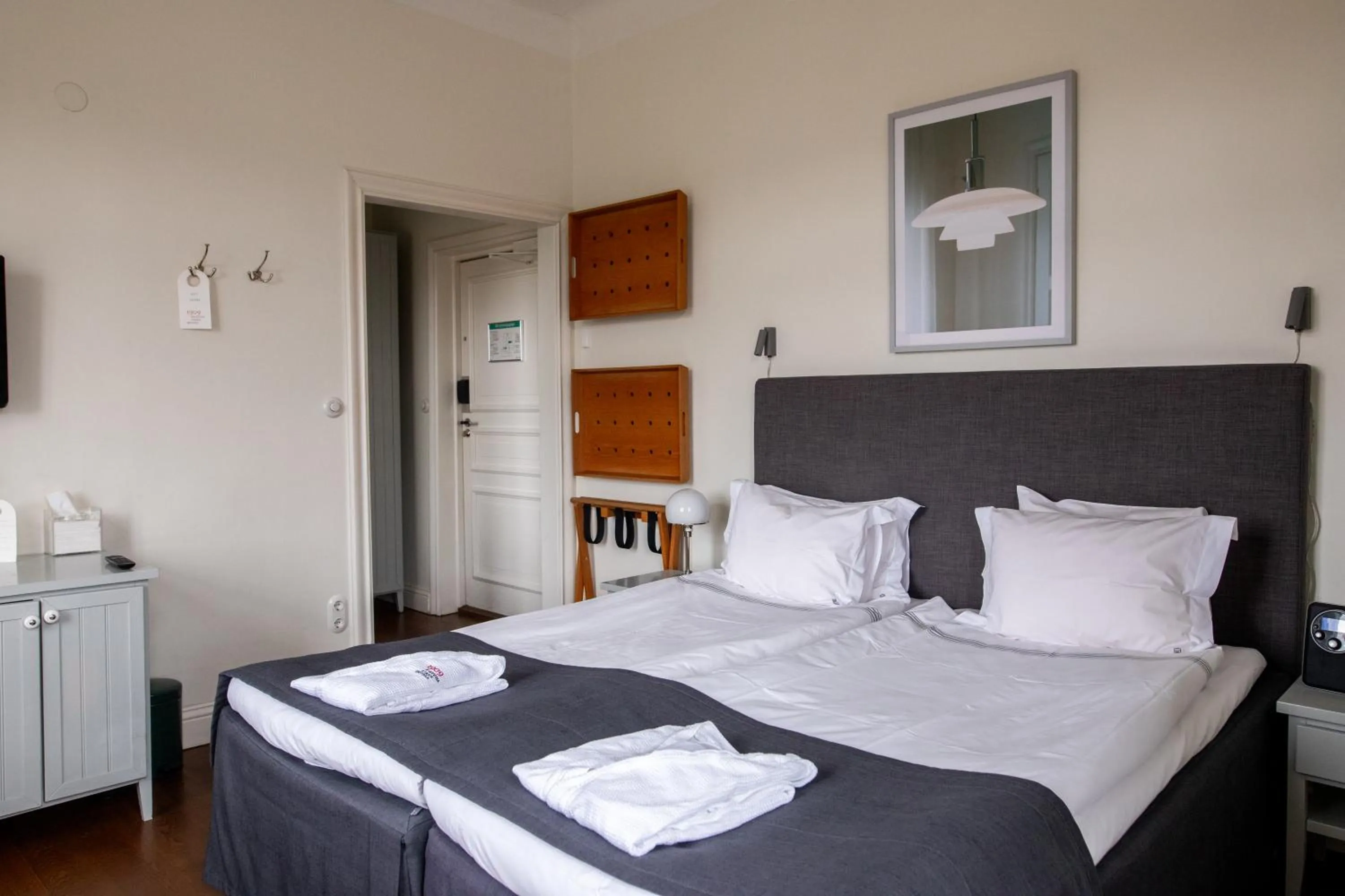 Superior Twin Room with City View in Sigtuna Stadshotell