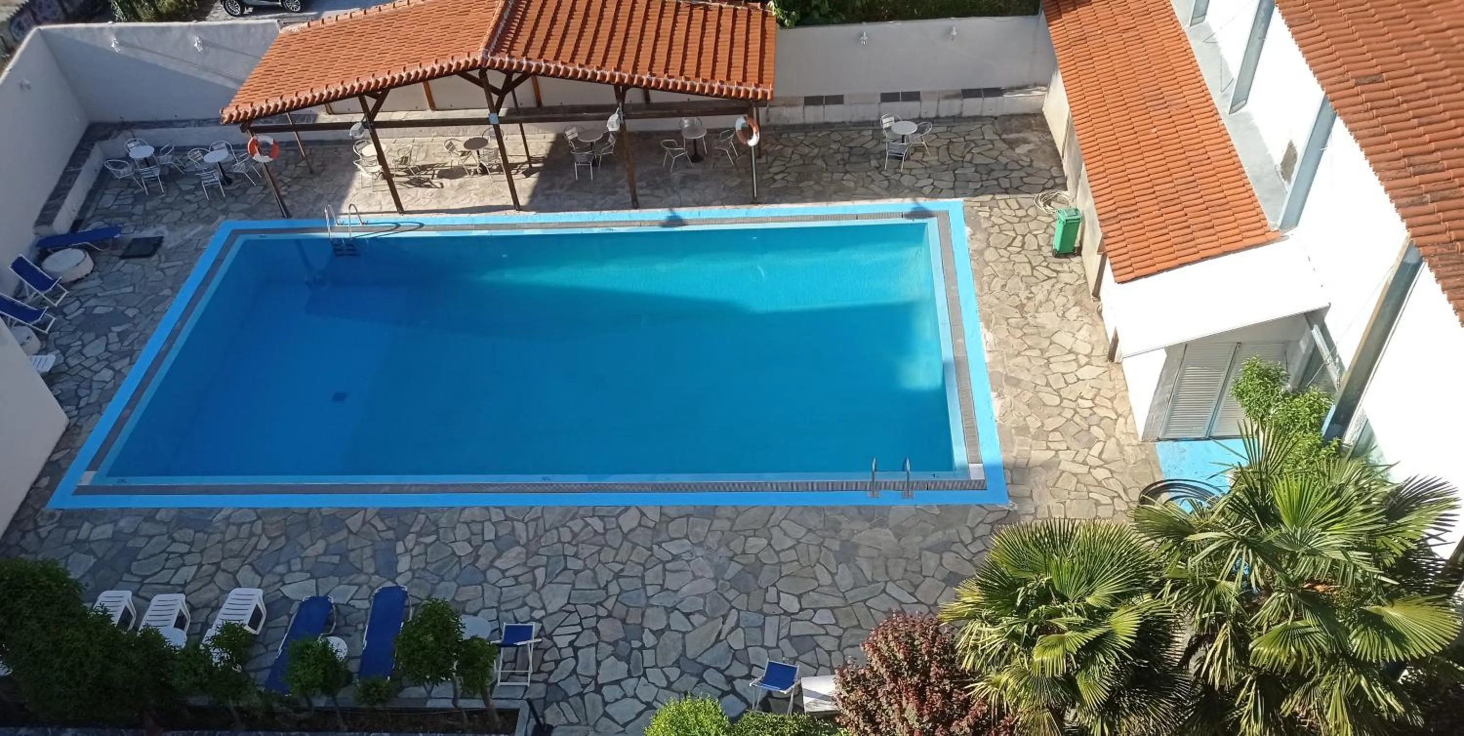 Pool view in Hotel Edelweiss