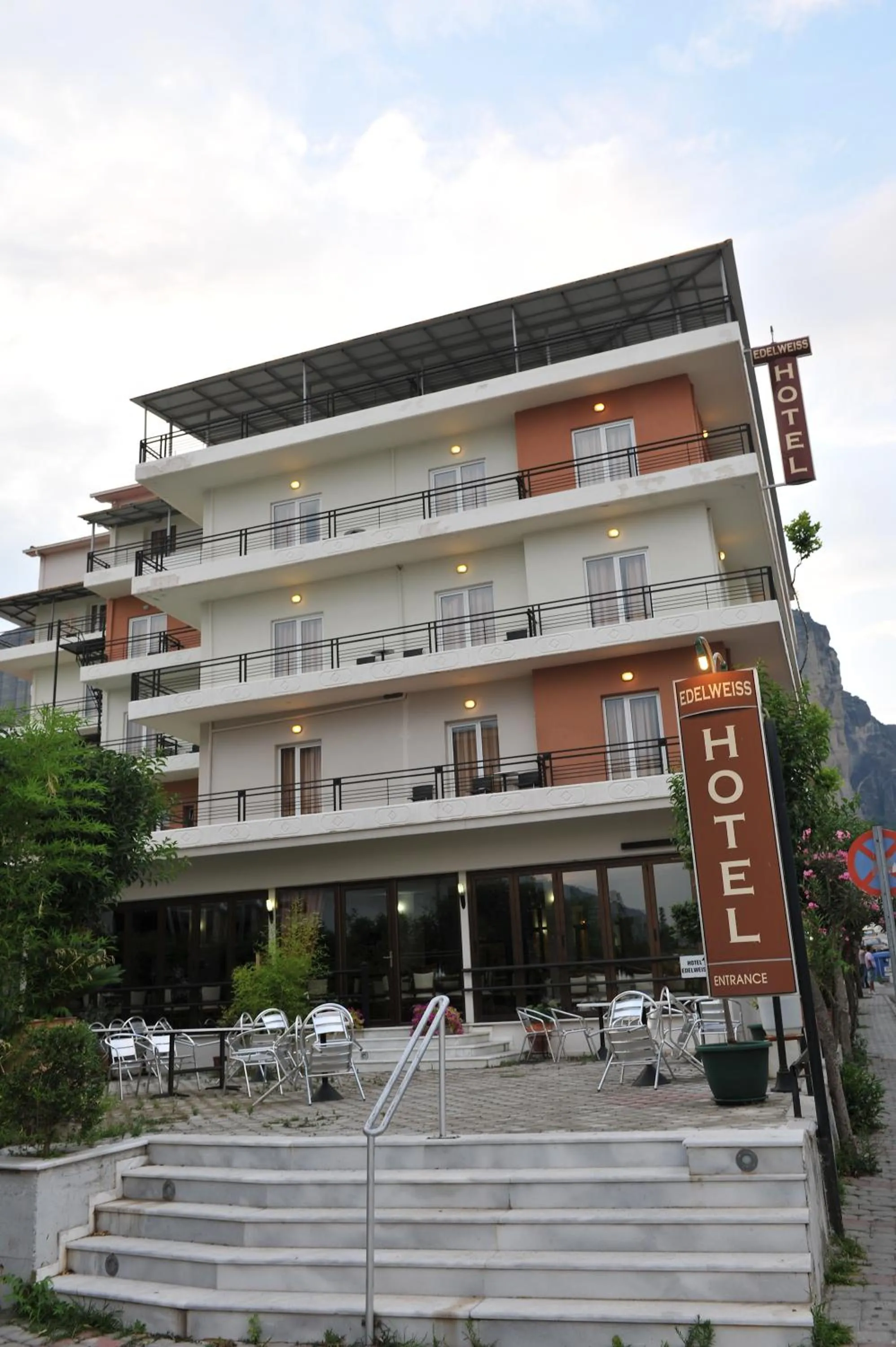 Property building in Hotel Edelweiss