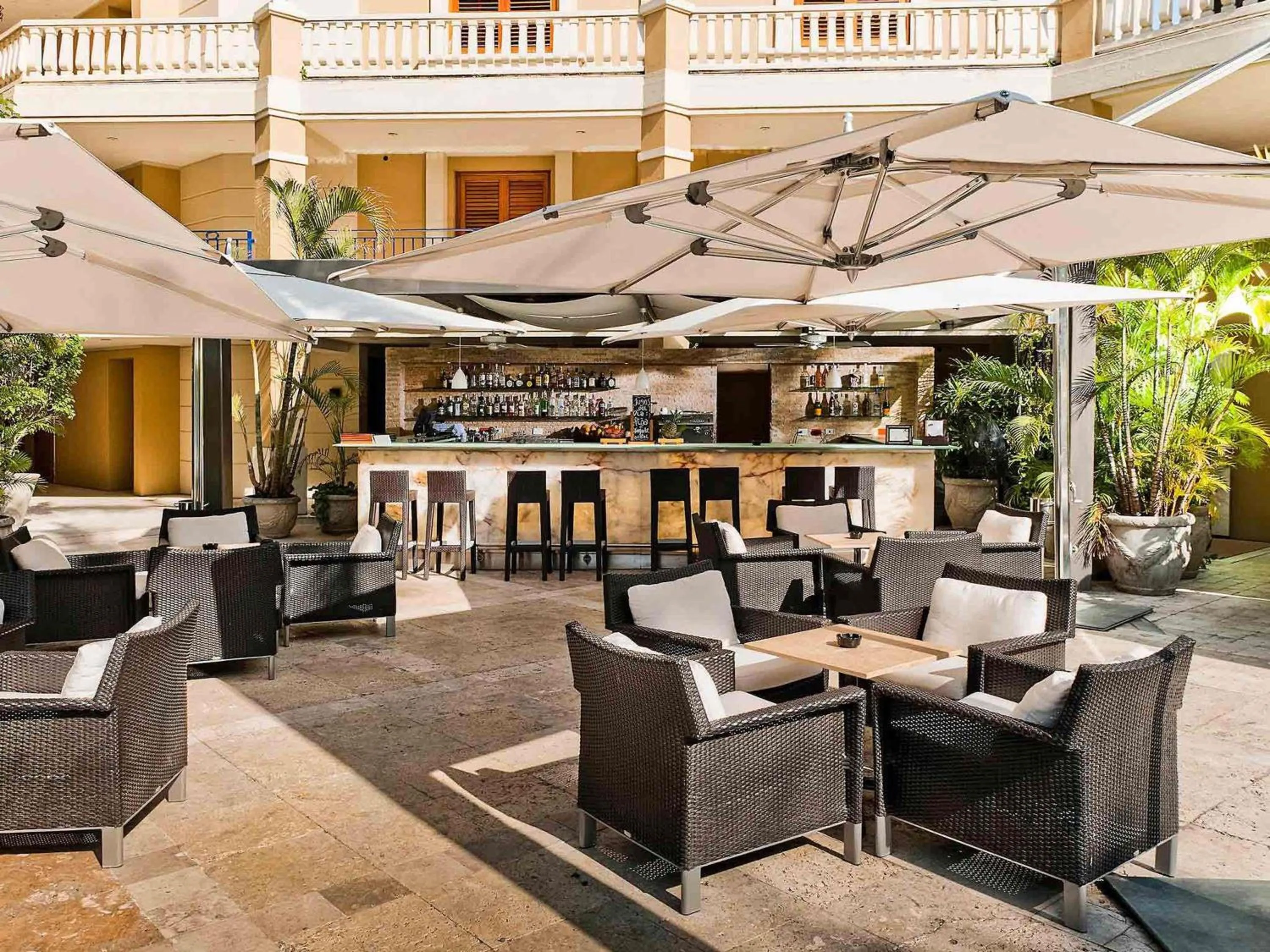 Lounge or bar in Sofitel Legend Santa Clara Cartagena