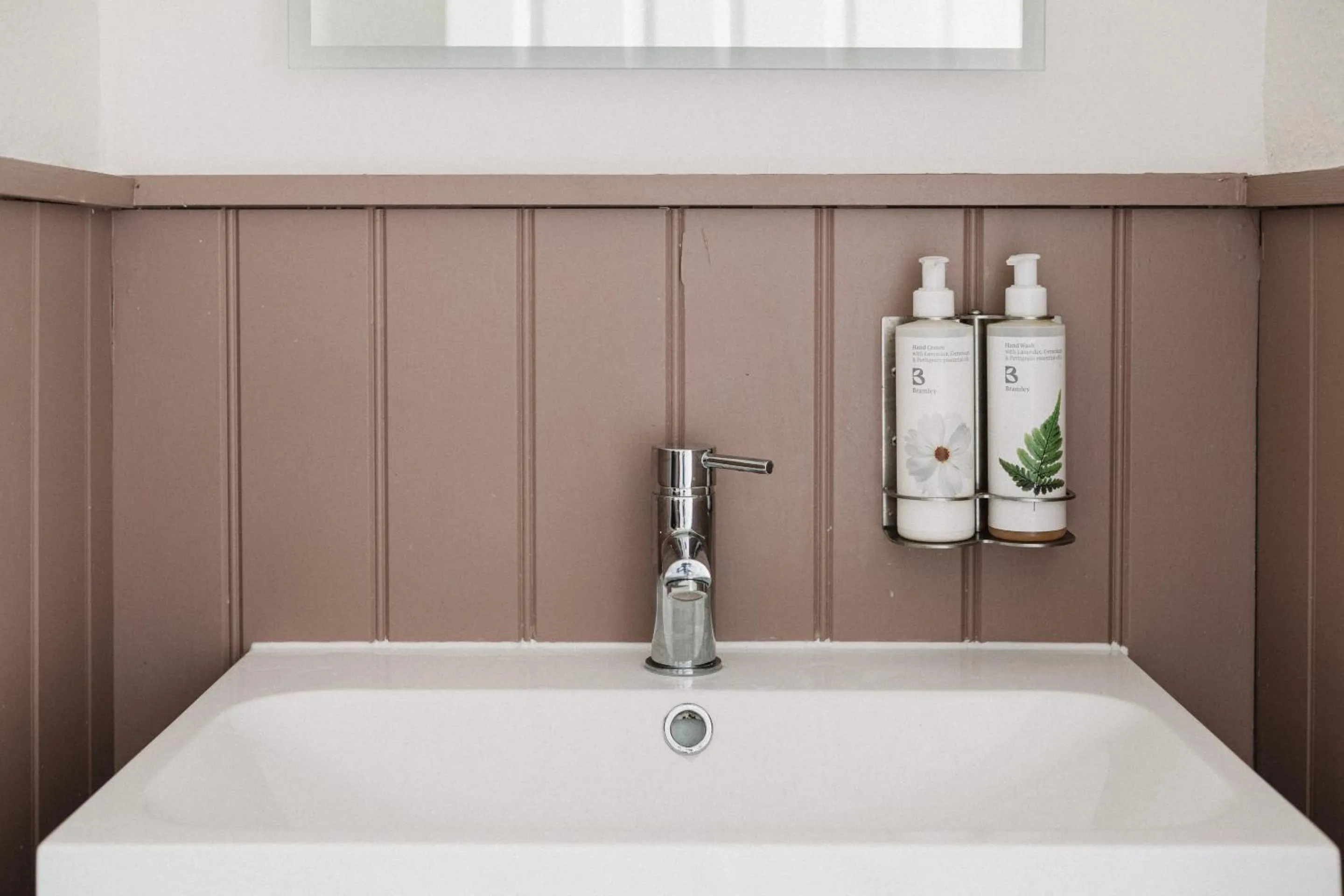 Bathroom in The Countryman Inn