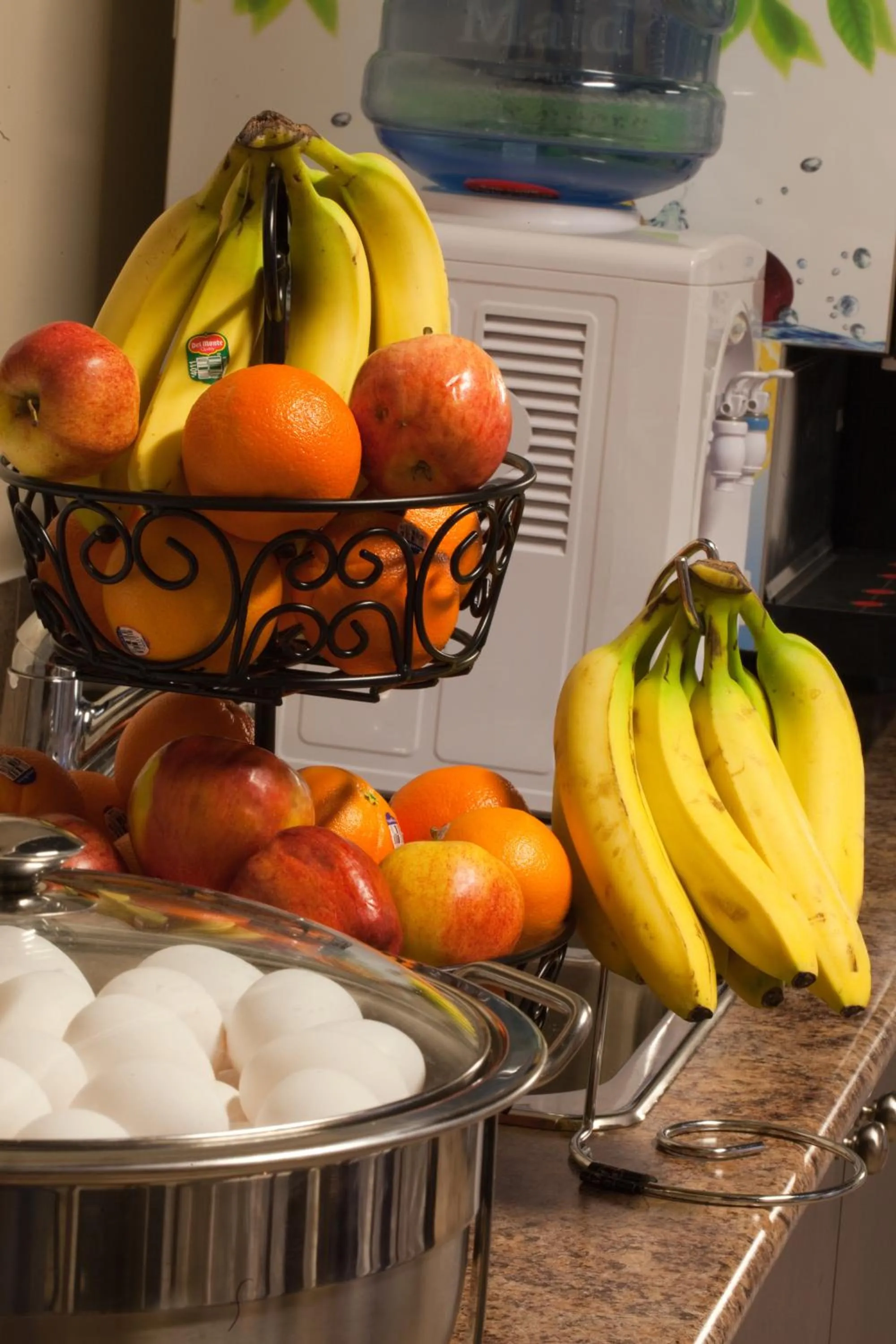 Food and drinks in Days Inn by Wyndham Surrey